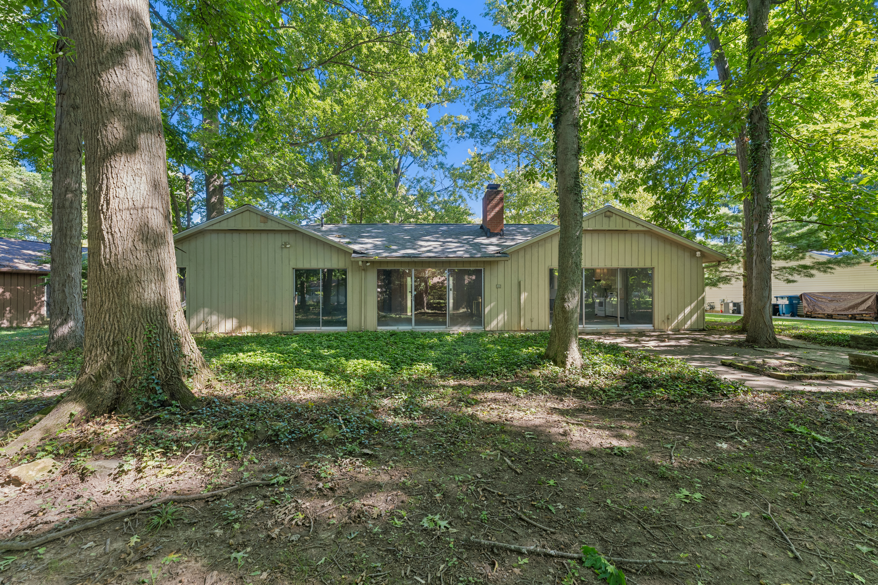 Photo 29 of 35 of 5896 Mills Creek Ln, North Ridgeville, OH