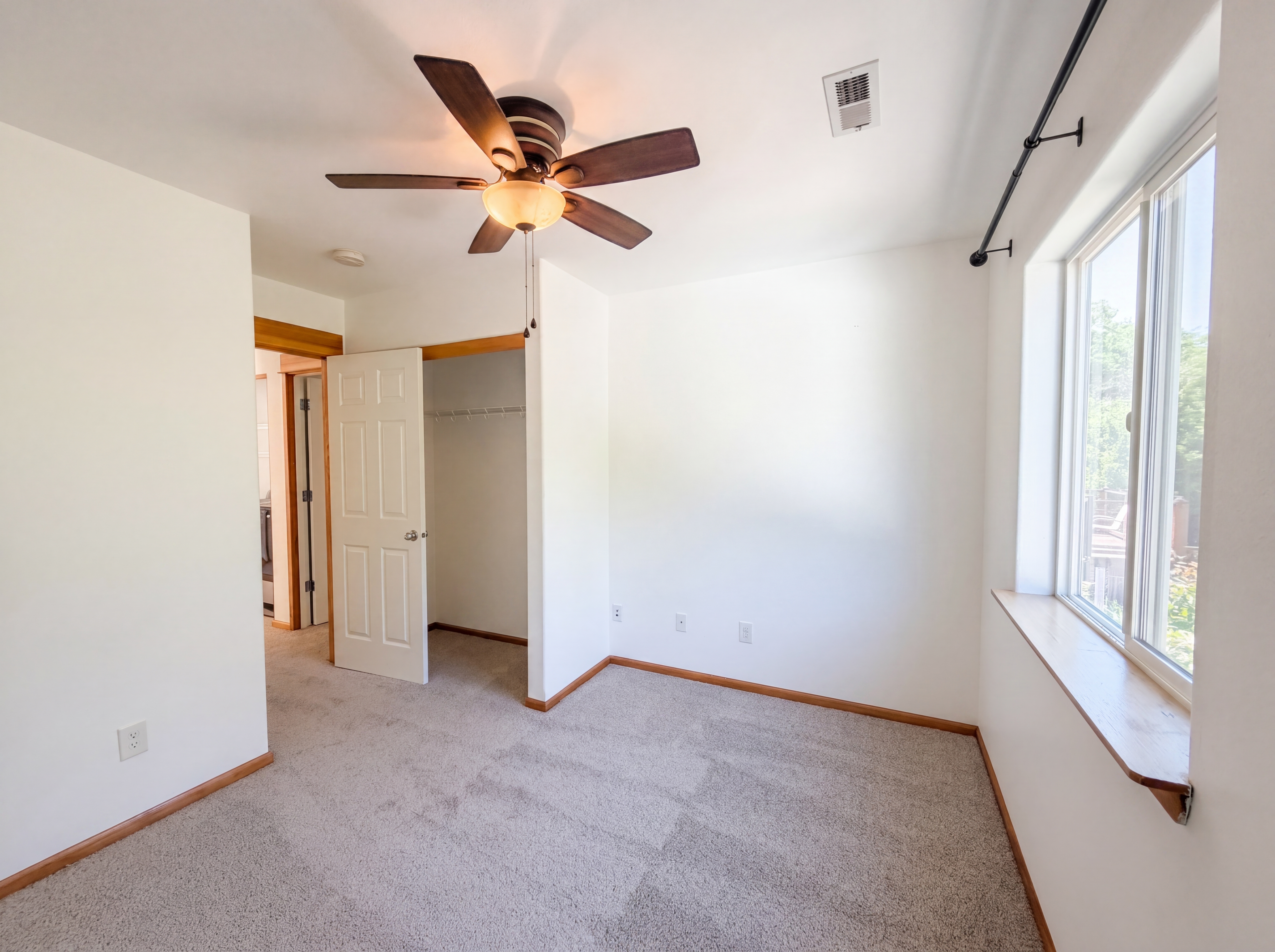 Photo 11 of 20 of 3344 Oakcrest Dr, Forest Grove, OR