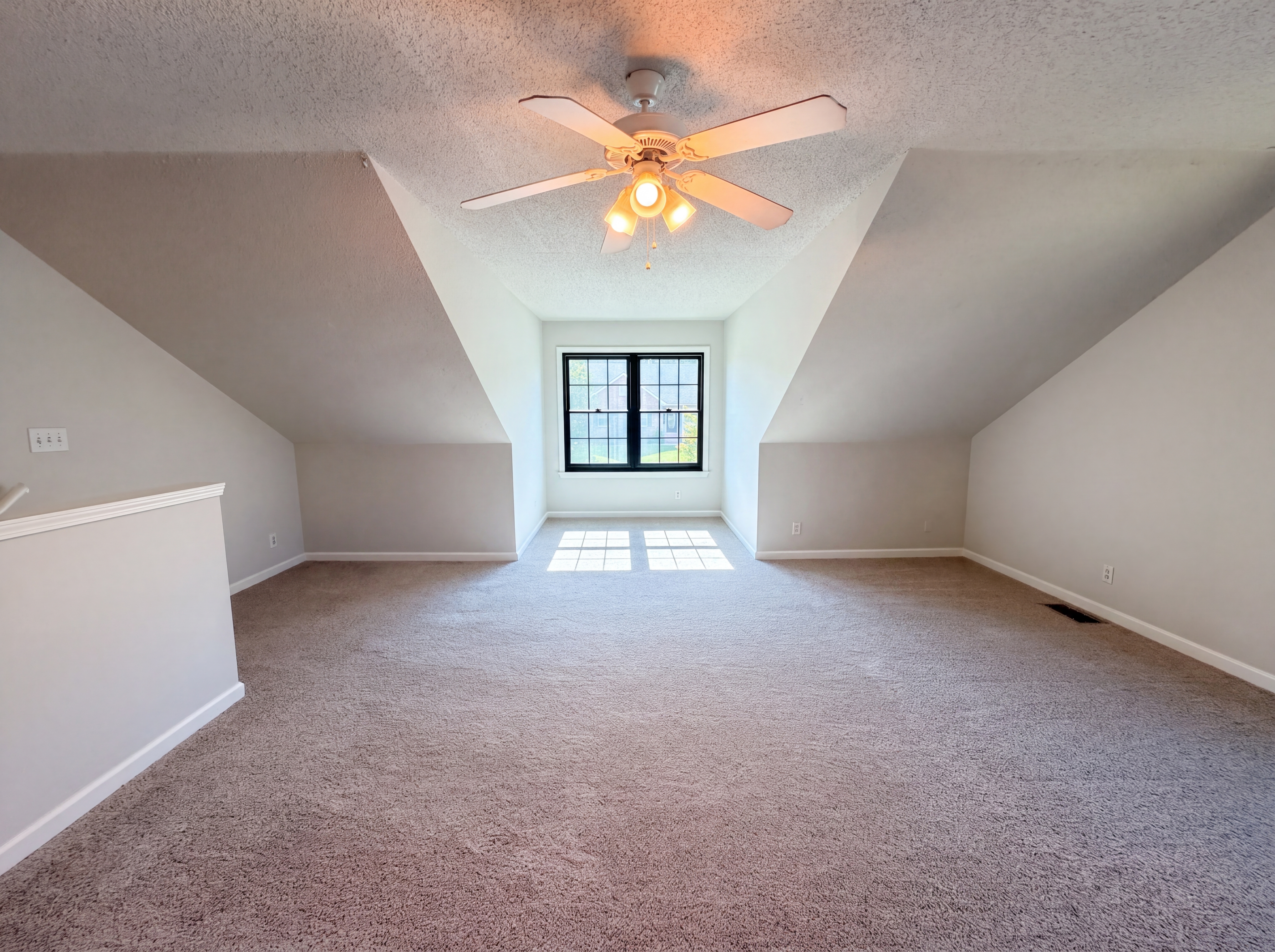 Photo 17 of 24 of 1688 Cedar Springs Cir, Clarksville, TN