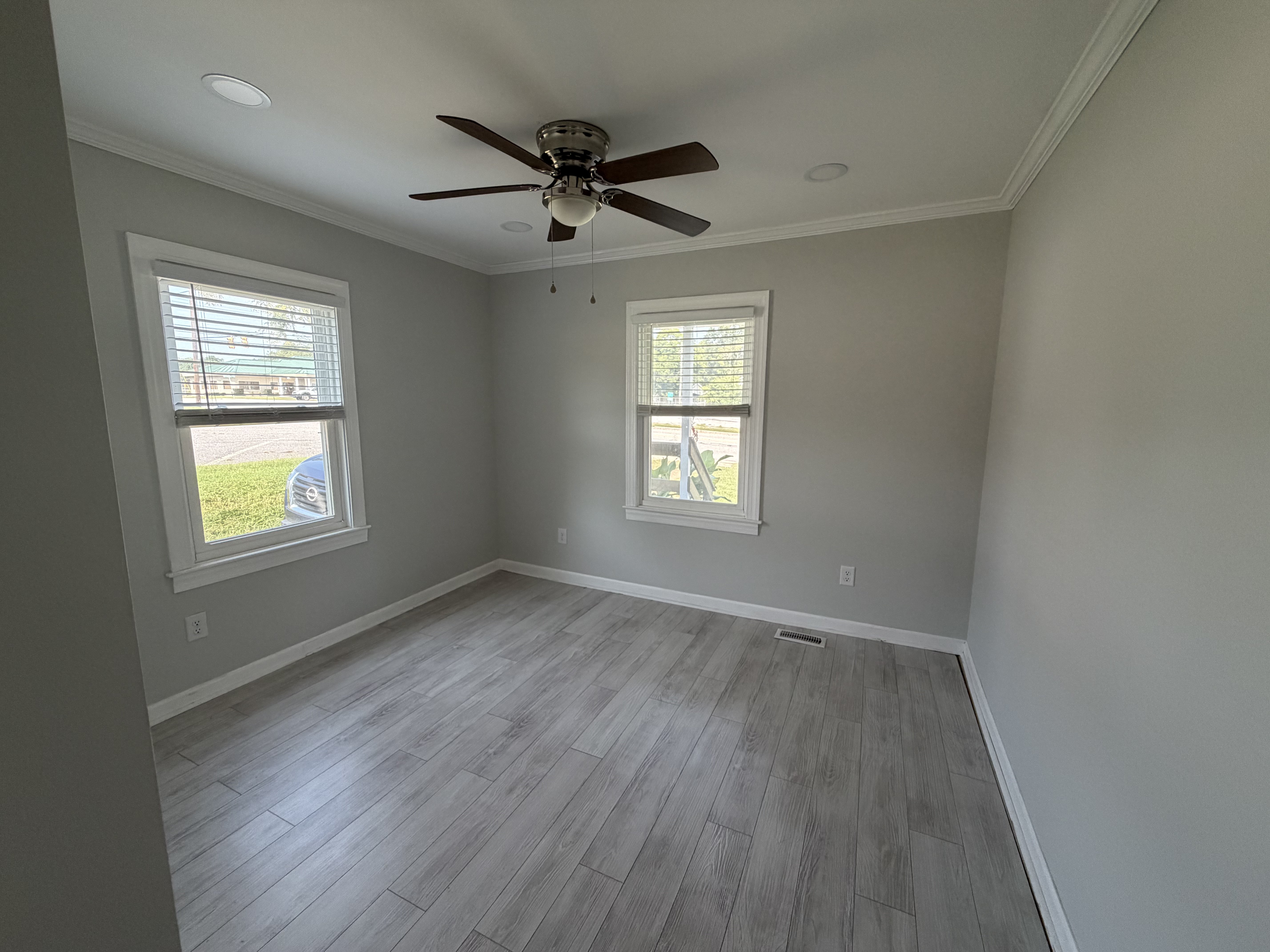Photo 4 of 20 of 946 N Logan St, Gaffney, SC