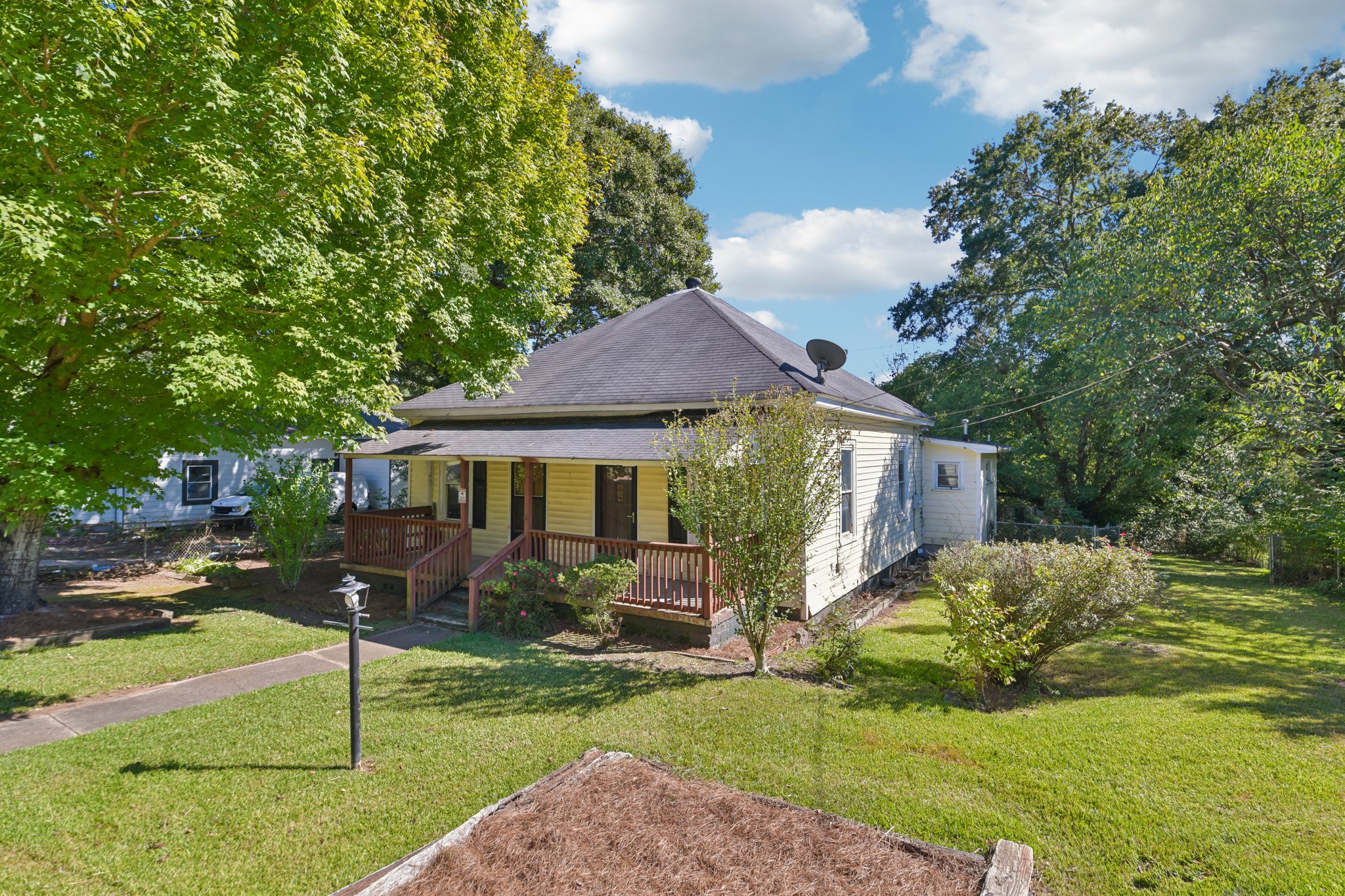 Photo 15 of 19 of 62 Pine St, Griffin, GA