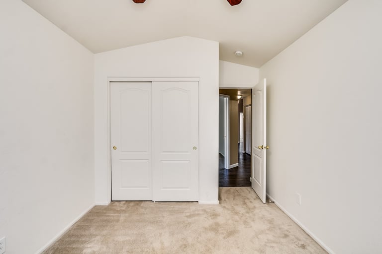 Photo 25 of 33 - 16156 W Latham St, Goodyear, AZ 85338