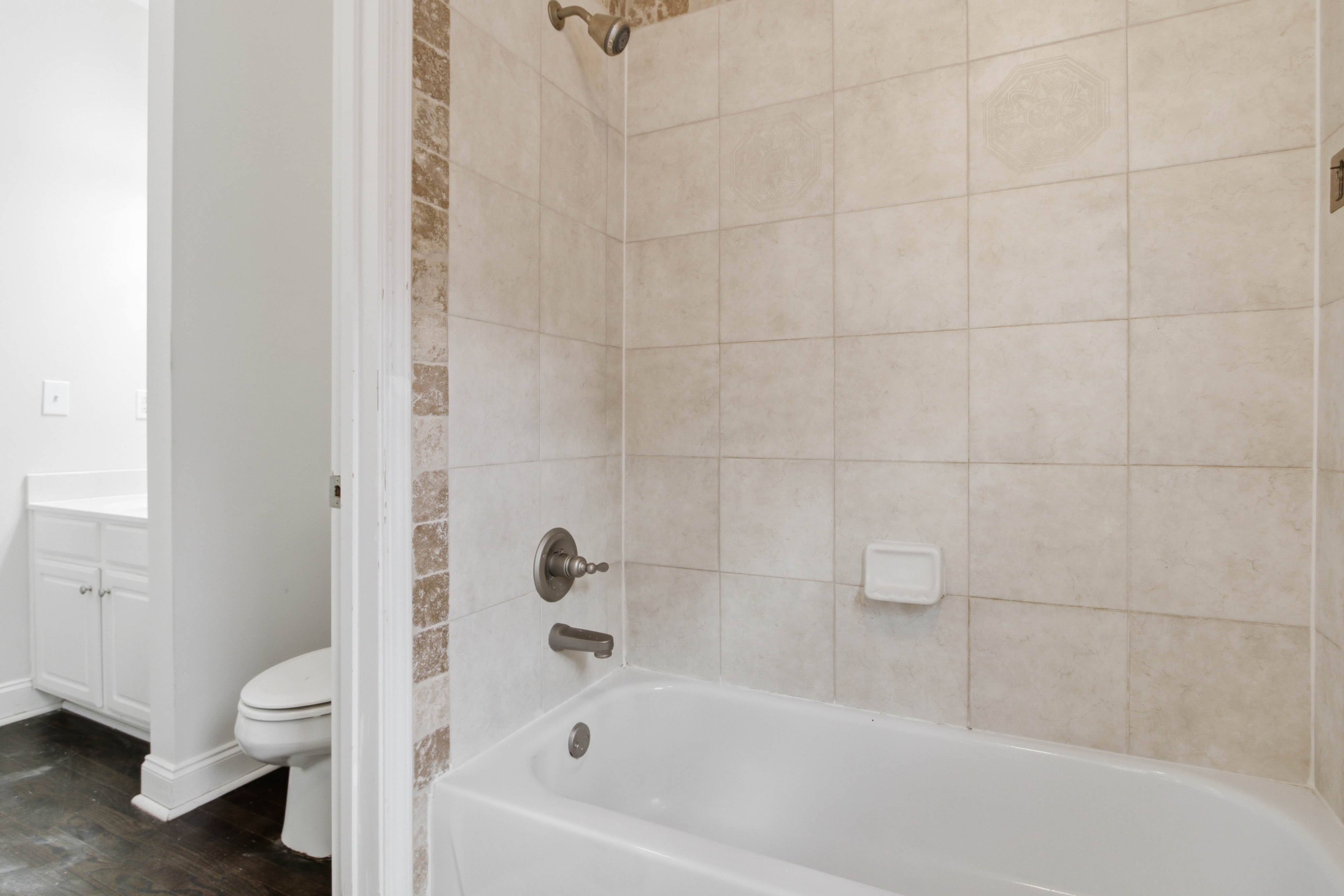Photo 38 of 61 of 1028 River Forest Pt, Lawrenceville, GA