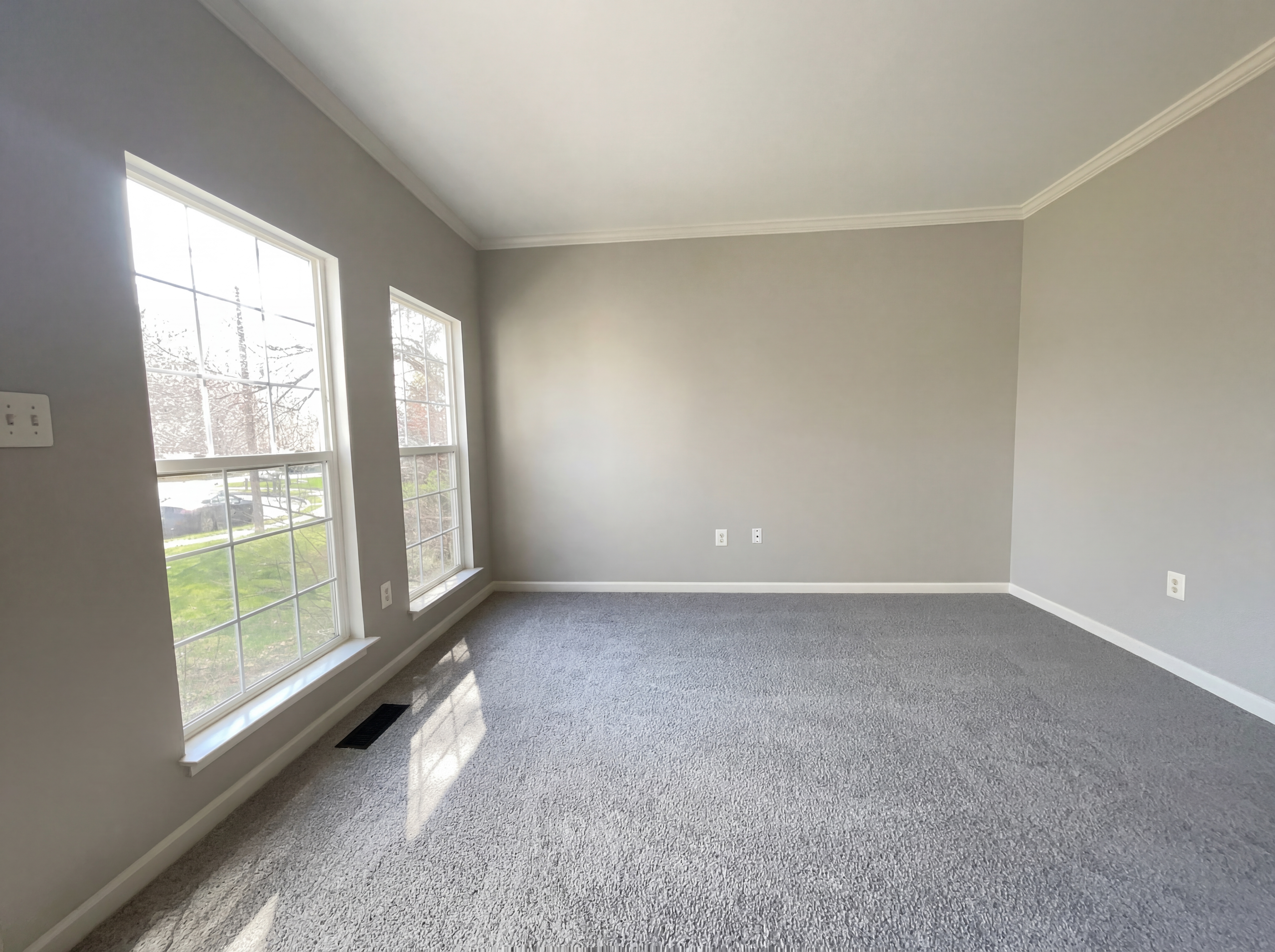 Photo 12 of 51 of 9300 Bradley Ct, Manassas Park, VA