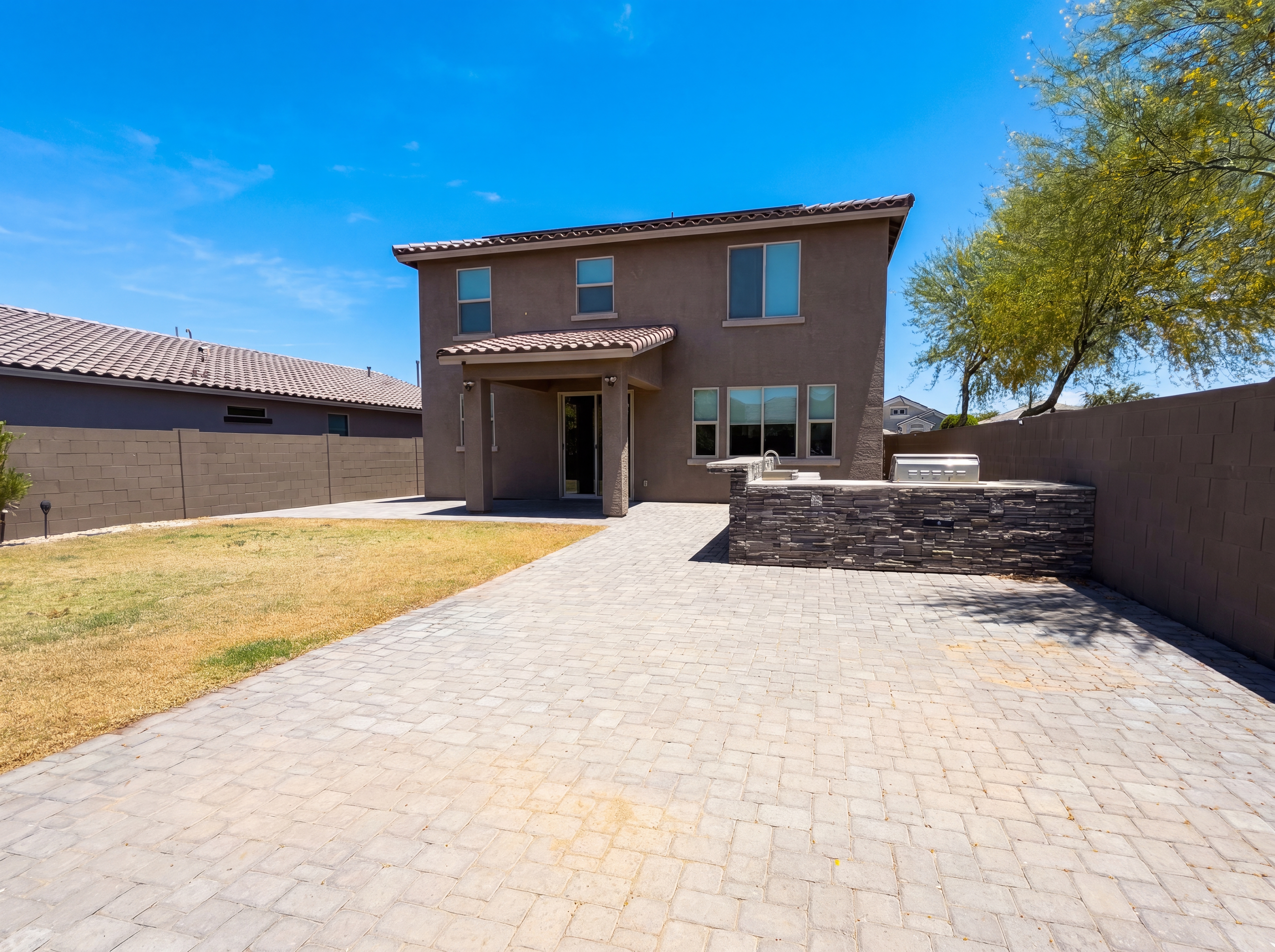Photo 5 of 42 of 11284 N 186th Ln, Surprise, AZ