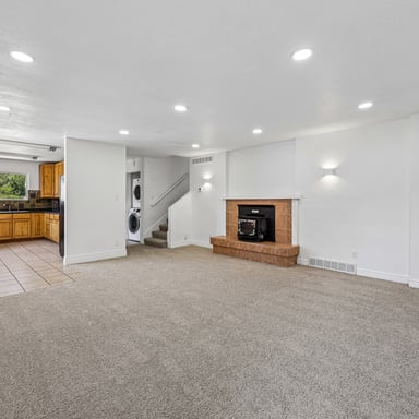 Property photo 3 of 1500 N 300 W