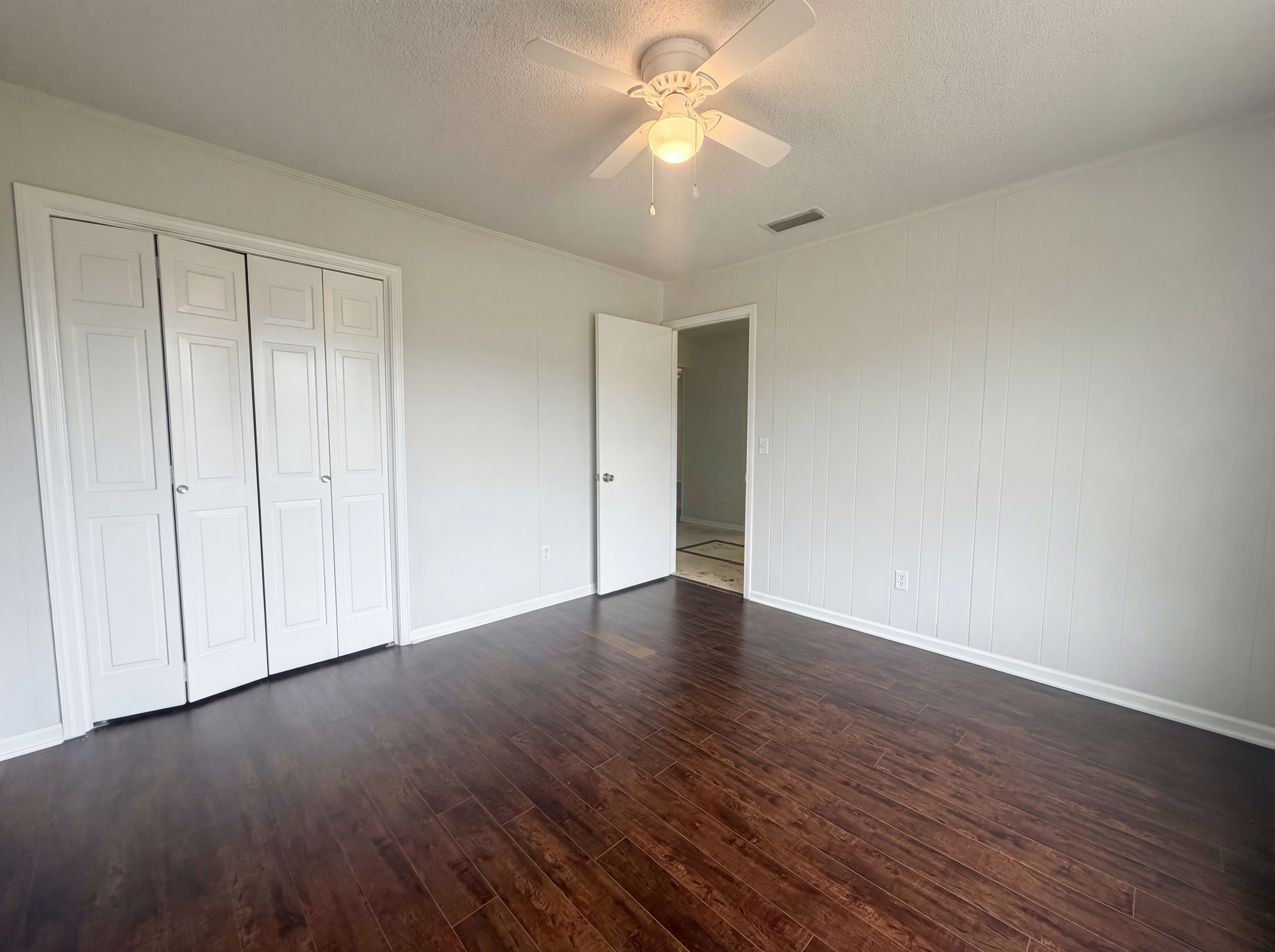 Photo 6 of 22 of 606 Gulfstream Trl S, Orange Park, FL