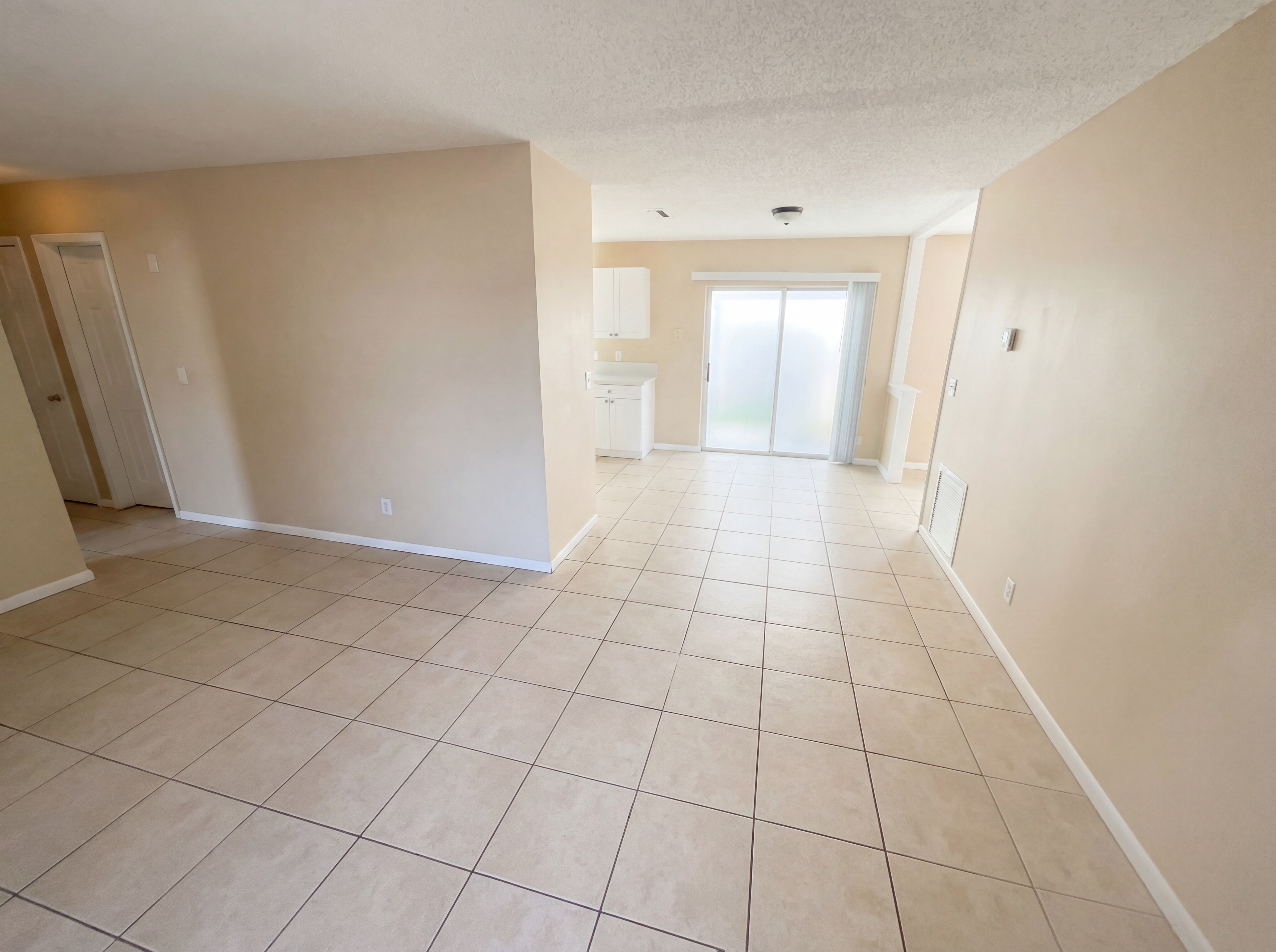 Photo 19 of 22 of 1118 SE Proctor Ln, Port Saint Lucie, FL