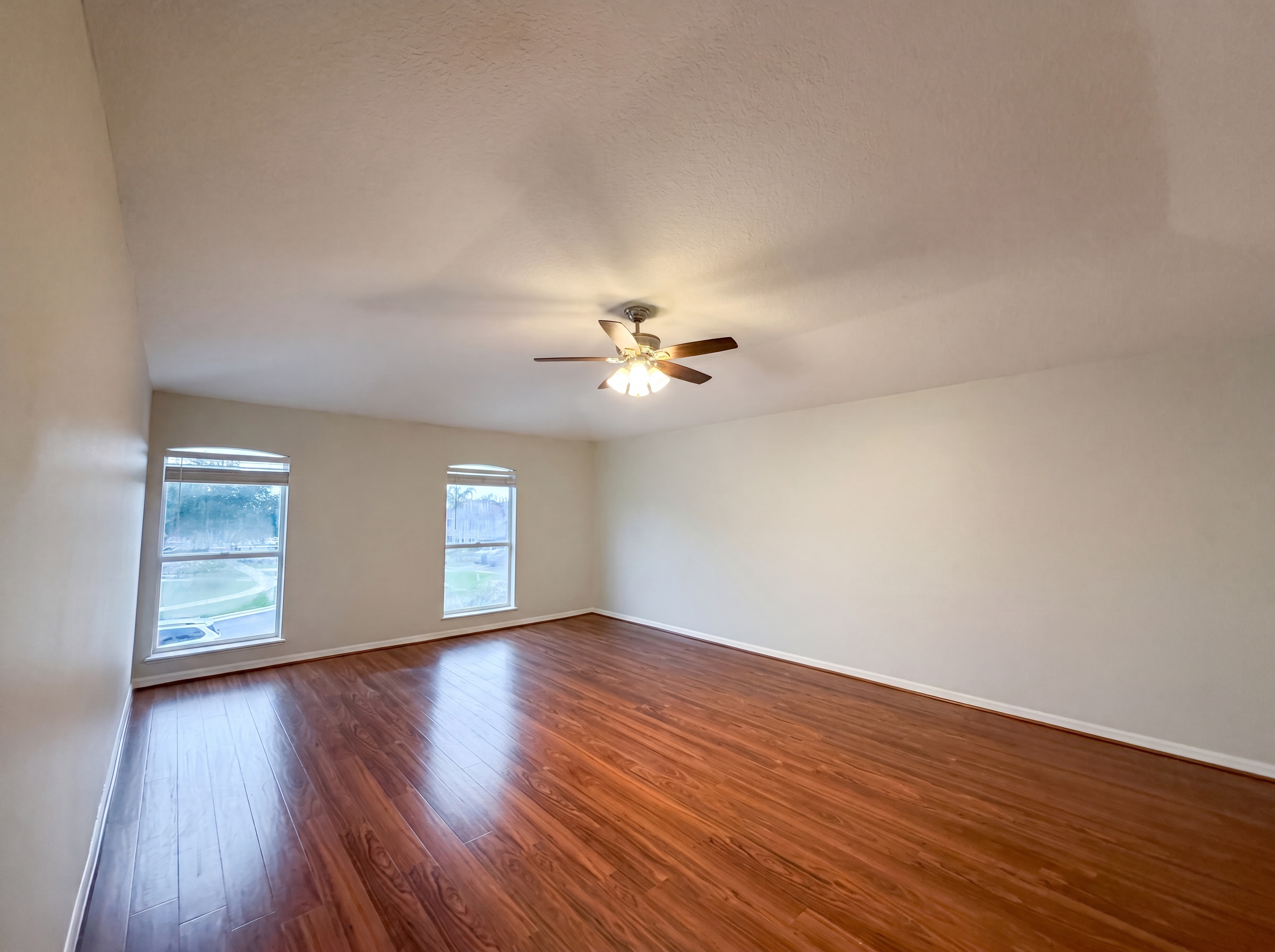 Photo 10 of 26 of 3312 White Blossom Ln, Clermont, FL