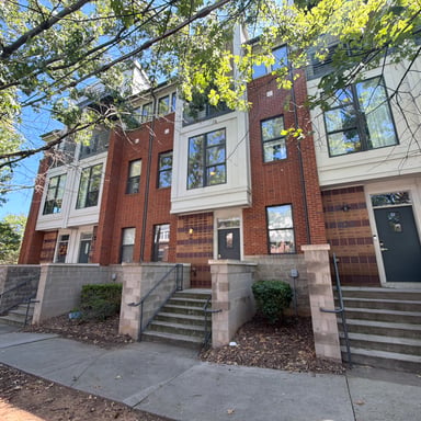 Property photo 1 of 542 N McDowell St