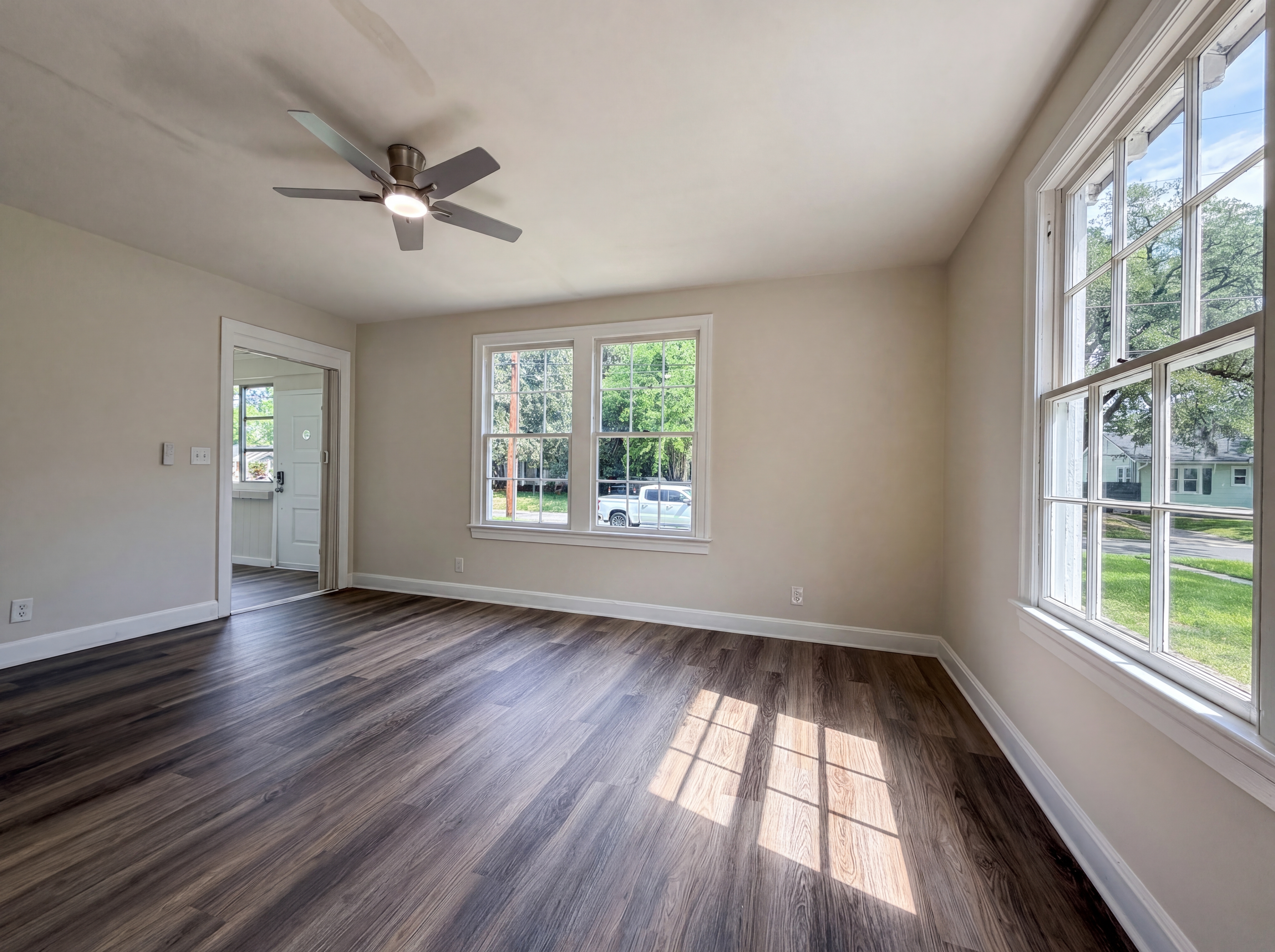 Photo 7 of 19 of 4034 Green St, Jacksonville, FL