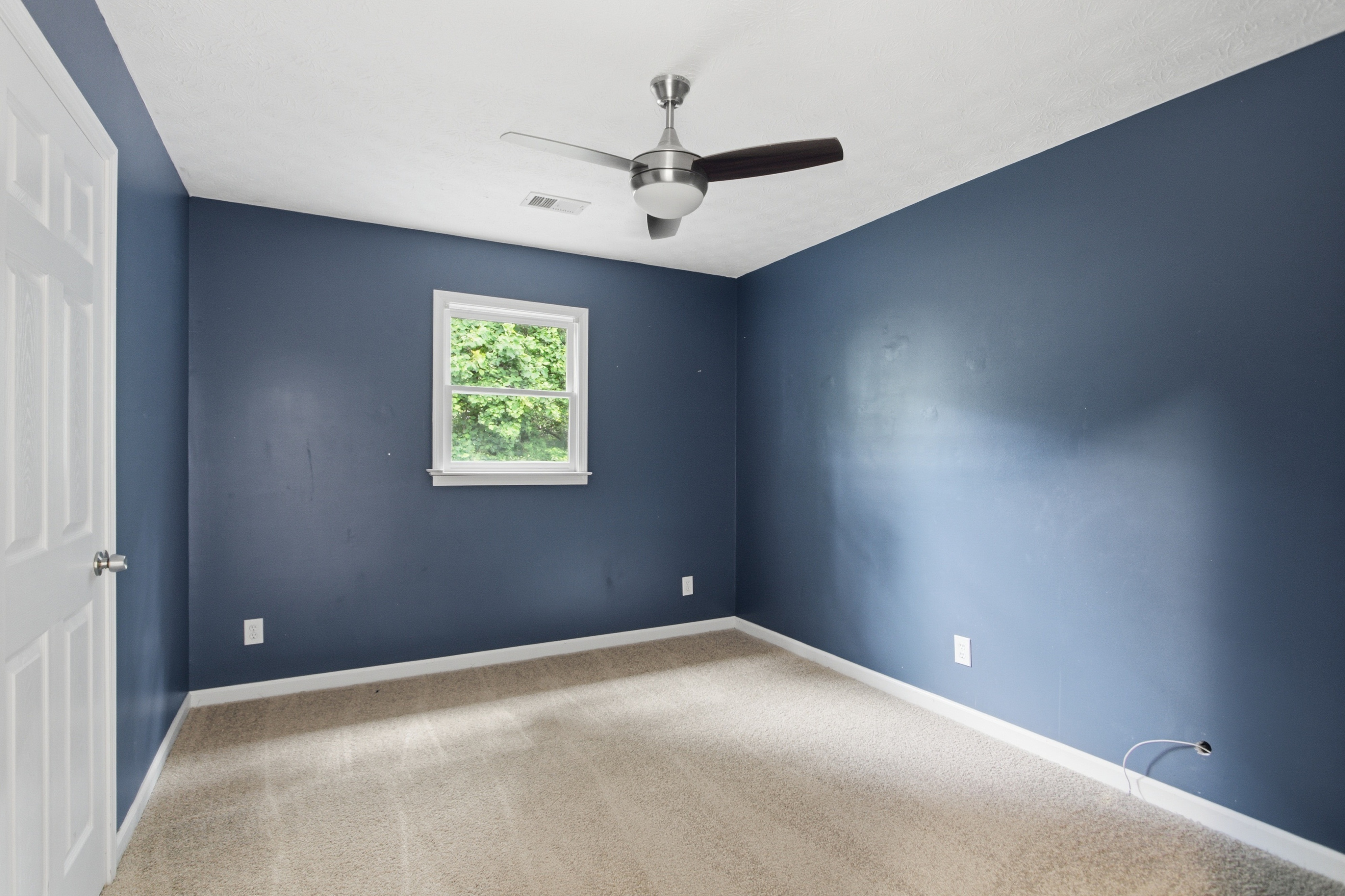 Photo 22 of 37 of 3504 Wellsley Dr, Powder Springs, GA