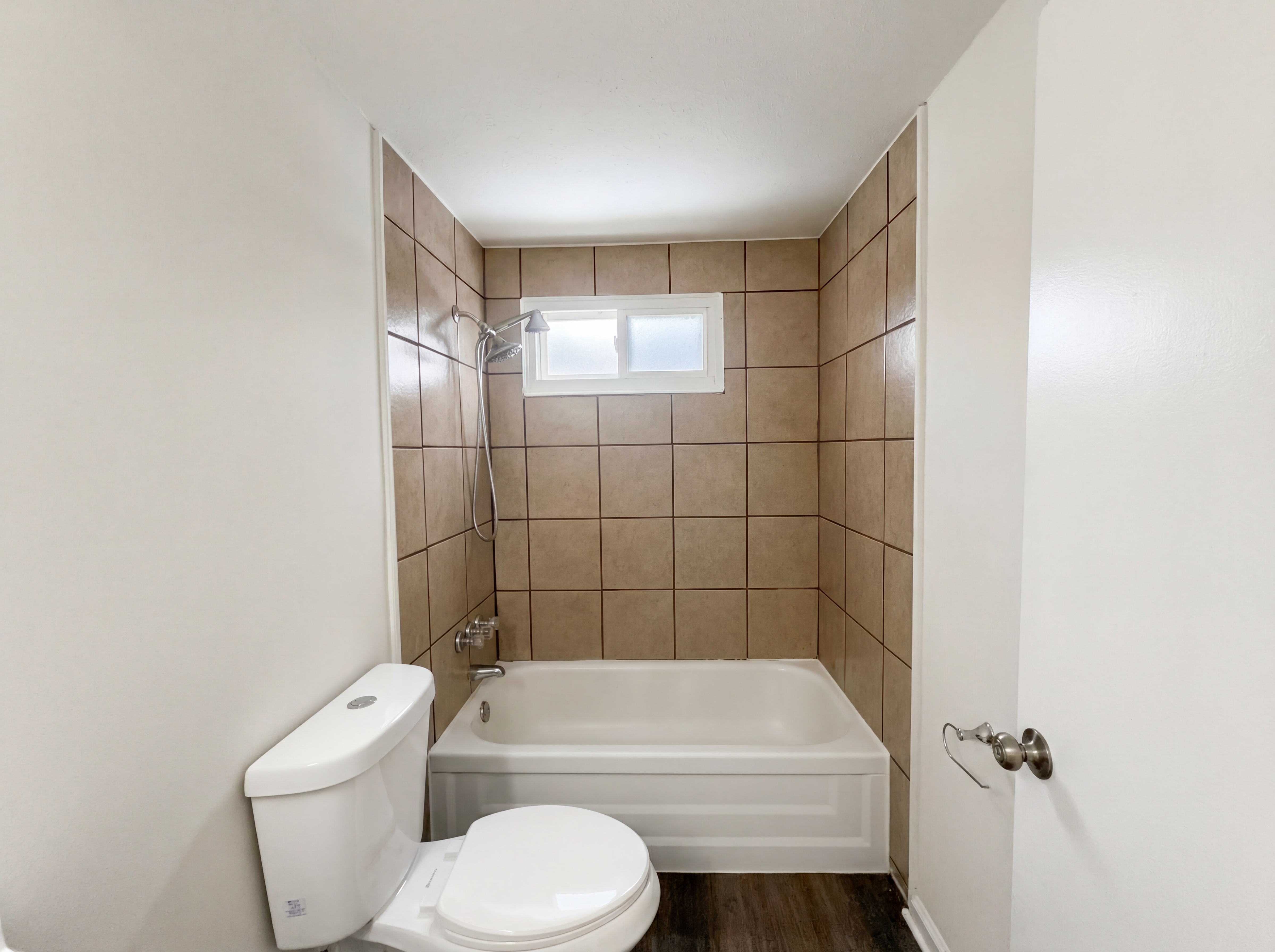 Photo 6 of 23 of 3859 Briggs Rd, Columbus, OH