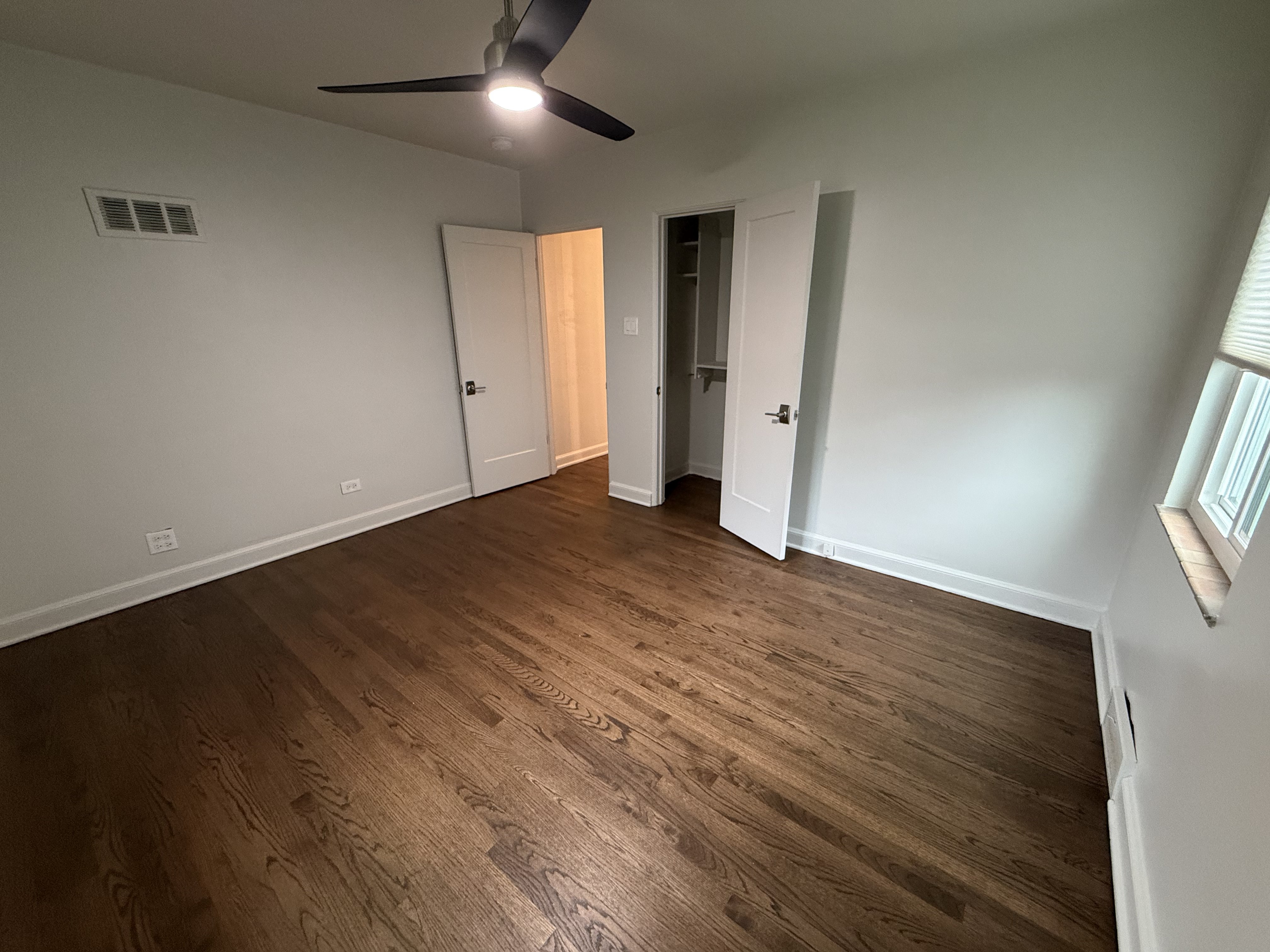 Photo 10 of 18 of 1560 Leyden St, Denver, CO