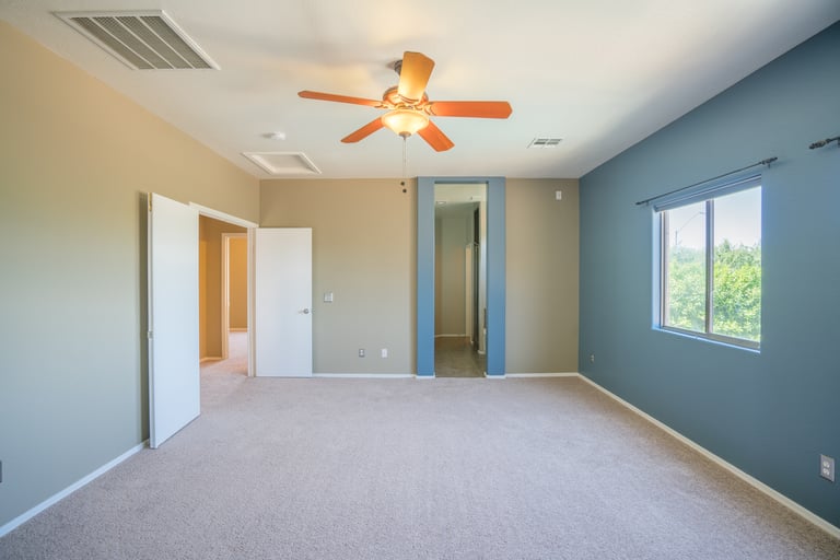 Photo 11 of 32 - 15422 N 170th Ln, Surprise, AZ 85388
