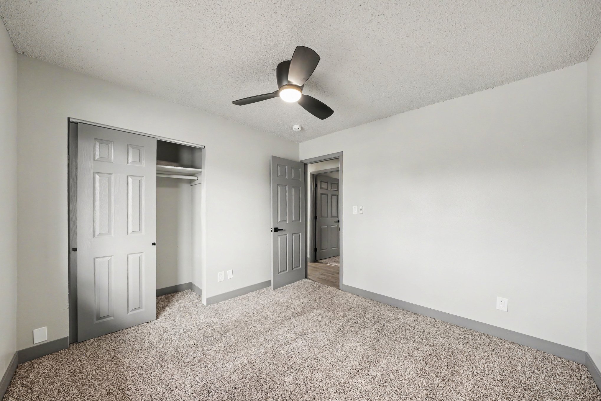 Photo 8 of 16 of 6895 Defoe Ave, Colorado Springs, CO
