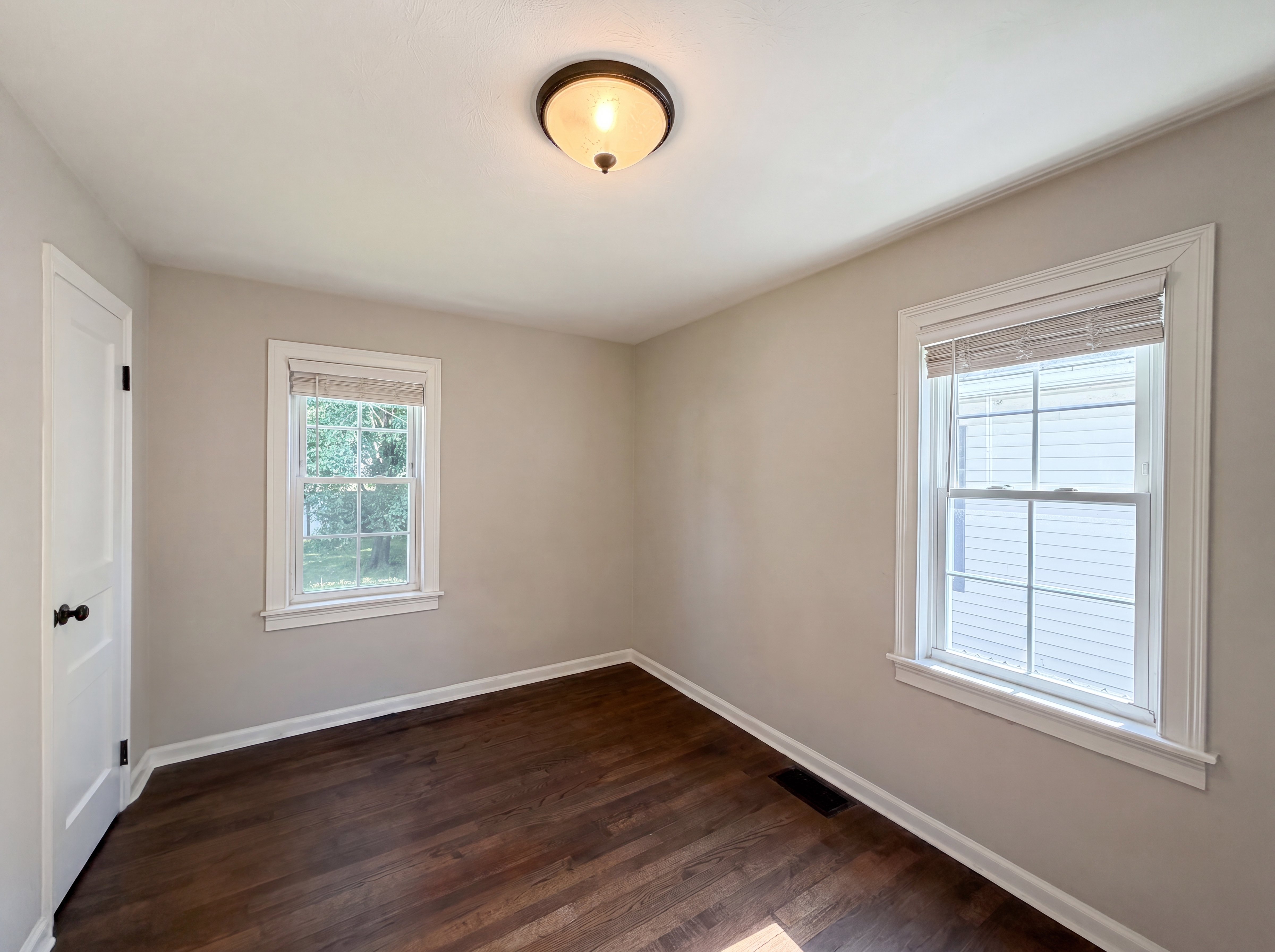 Photo 8 of 17 of 2310 Calhoun St, Indianapolis, IN