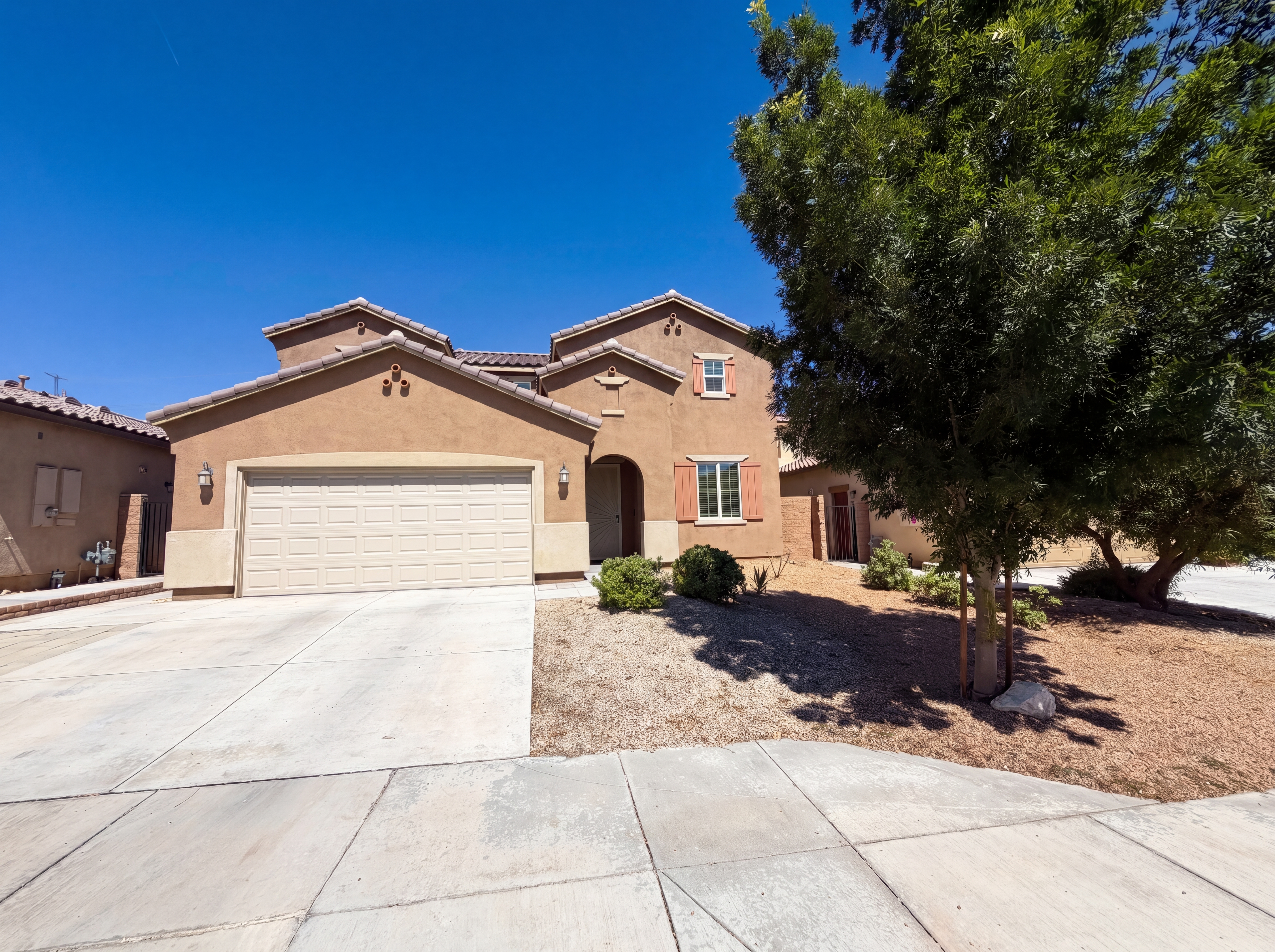 Photo 32 of 34 of 15110 Paseo Verde Pl, Victorville, CA