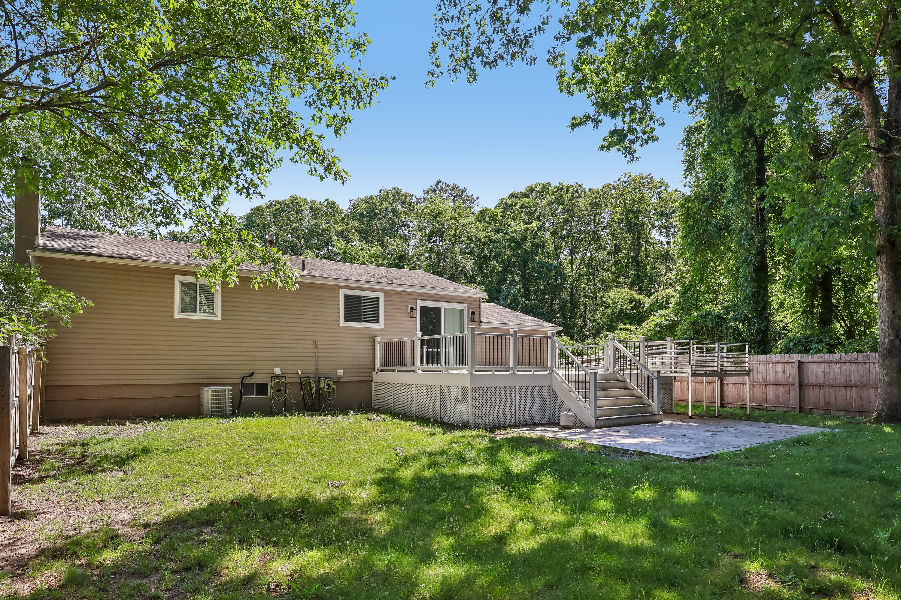 Photo 5 of 41 of 22 Yale Rd, Atco, NJ