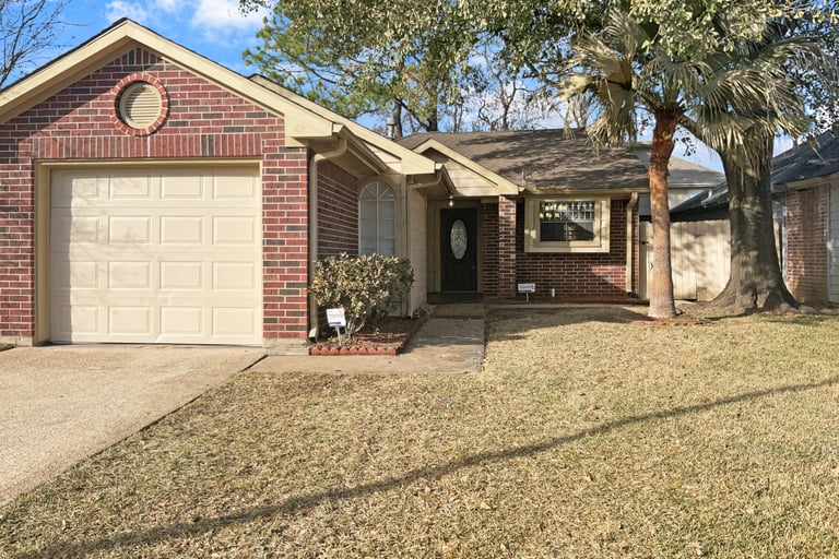 1047 Holbech Ln, Channelview, TX 77530 Opendoor