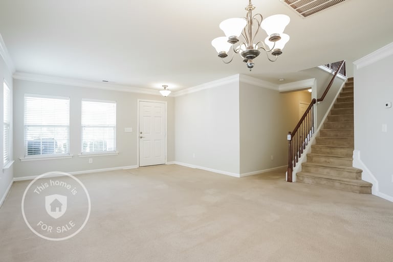 Photo 9 of 25 - 3100 Cynthiana Ct, Raleigh, NC 27610