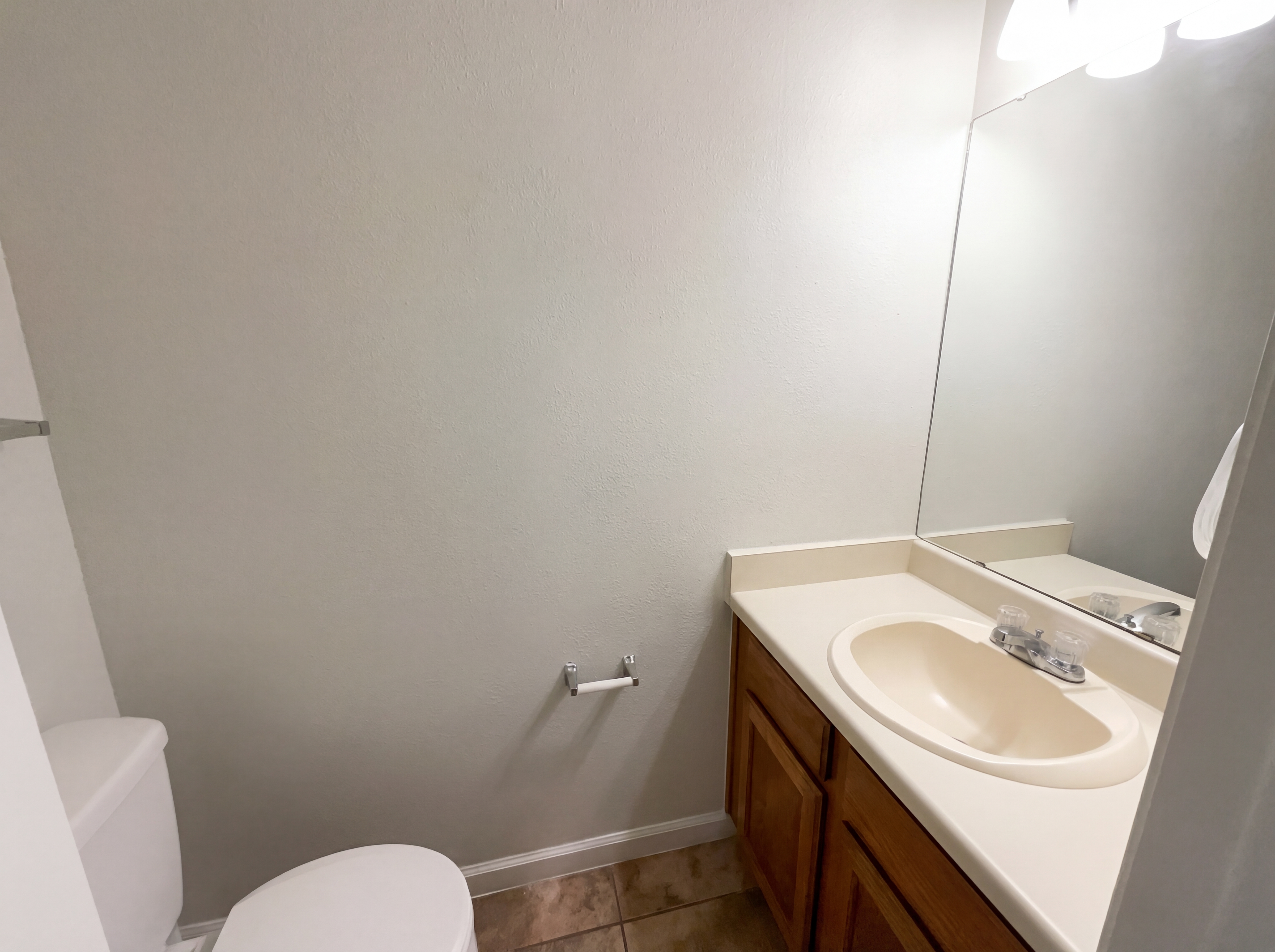 Photo 12 of 21 of 7880 Micron Dr, San Antonio, TX