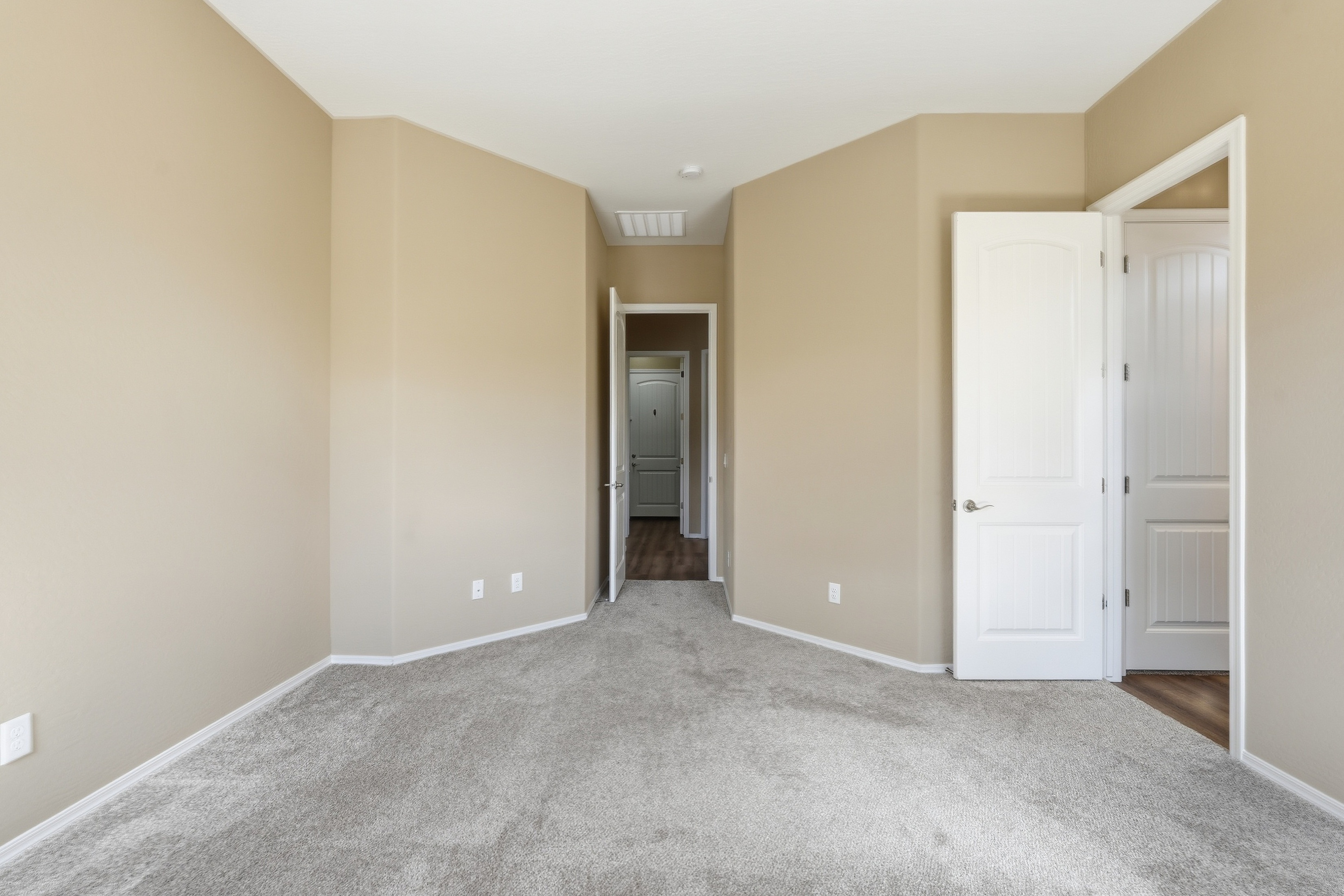 Photo 10 of 23 of 6167 E Livingston Loop, Prescott Valley, AZ