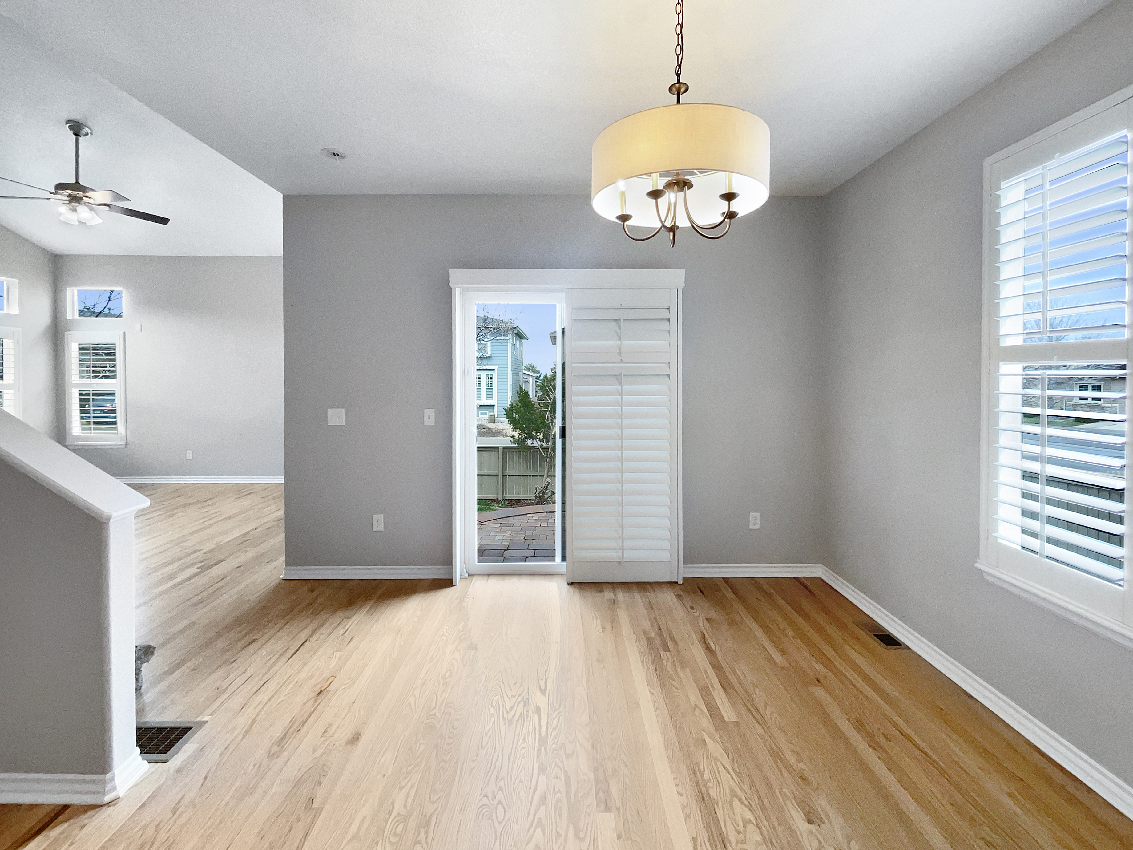 Photo 9 of 22 of 10674 Cherrington St, Highlands Ranch, CO