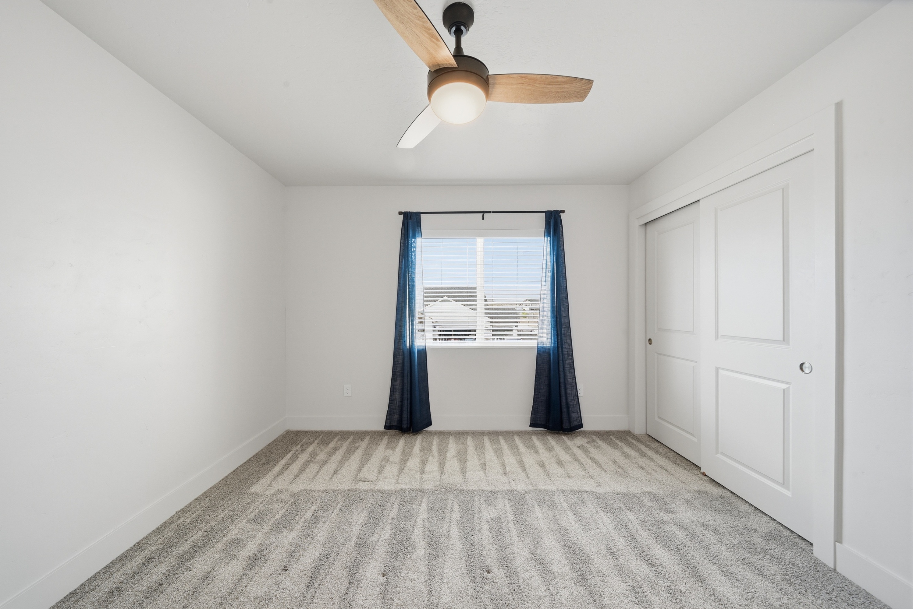 Photo 18 of 38 of 11079 Roaring Fork St, Caldwell, ID