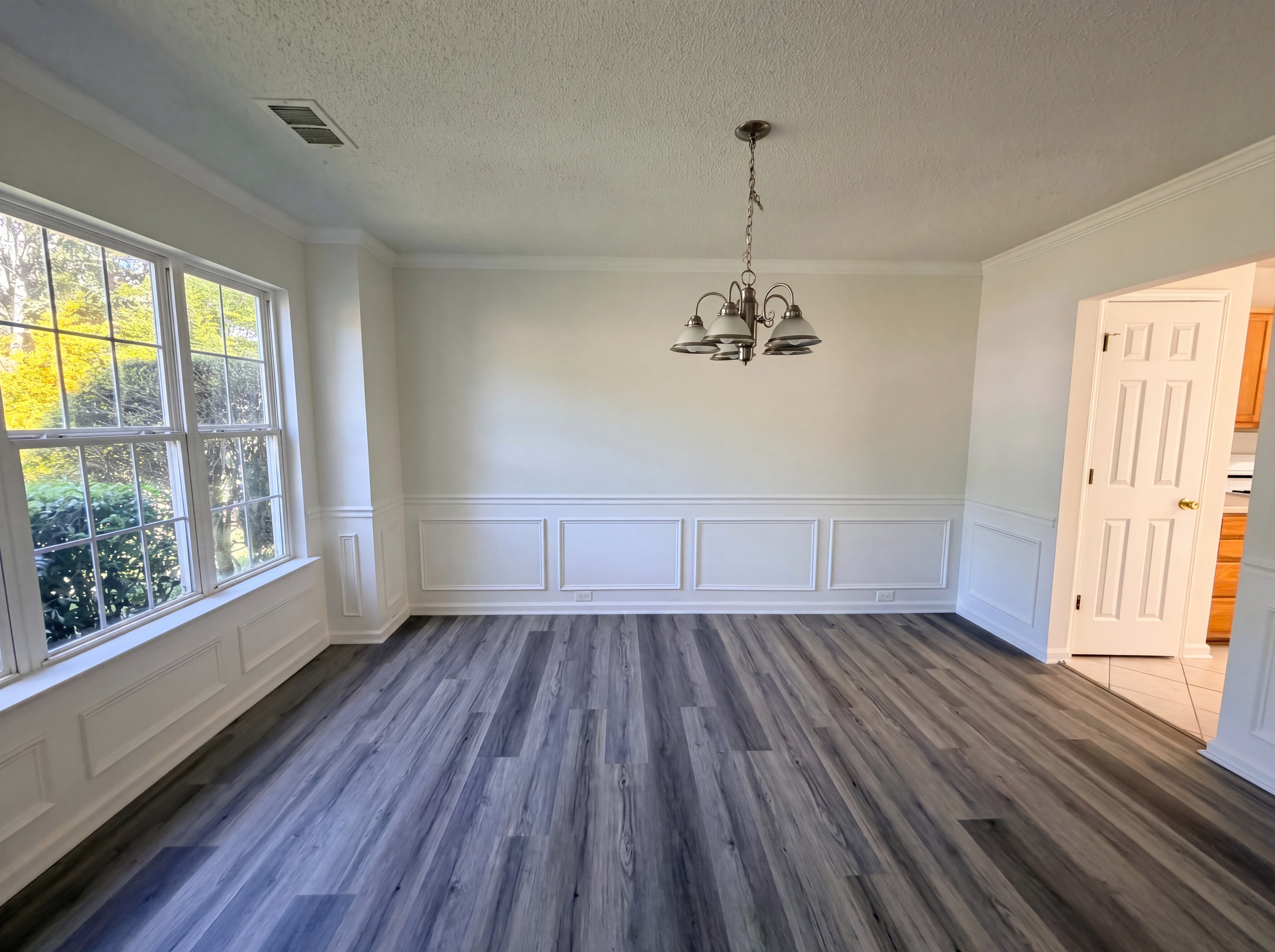 Photo 6 of 17 of 7423 Henderson Park Rd, Huntersville, NC