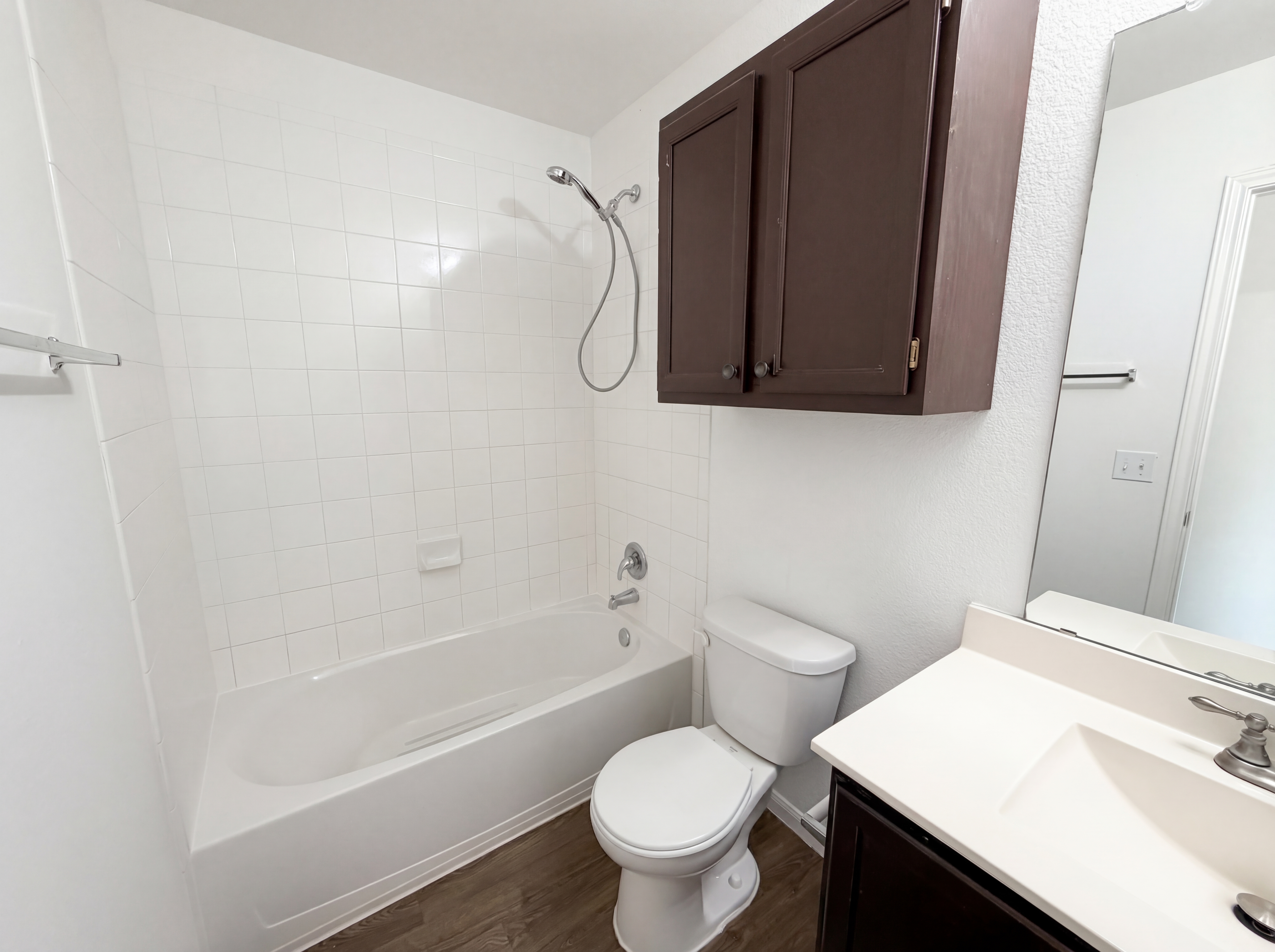 Photo 11 of 23 of 201 Camellia Dr, Hutto, TX