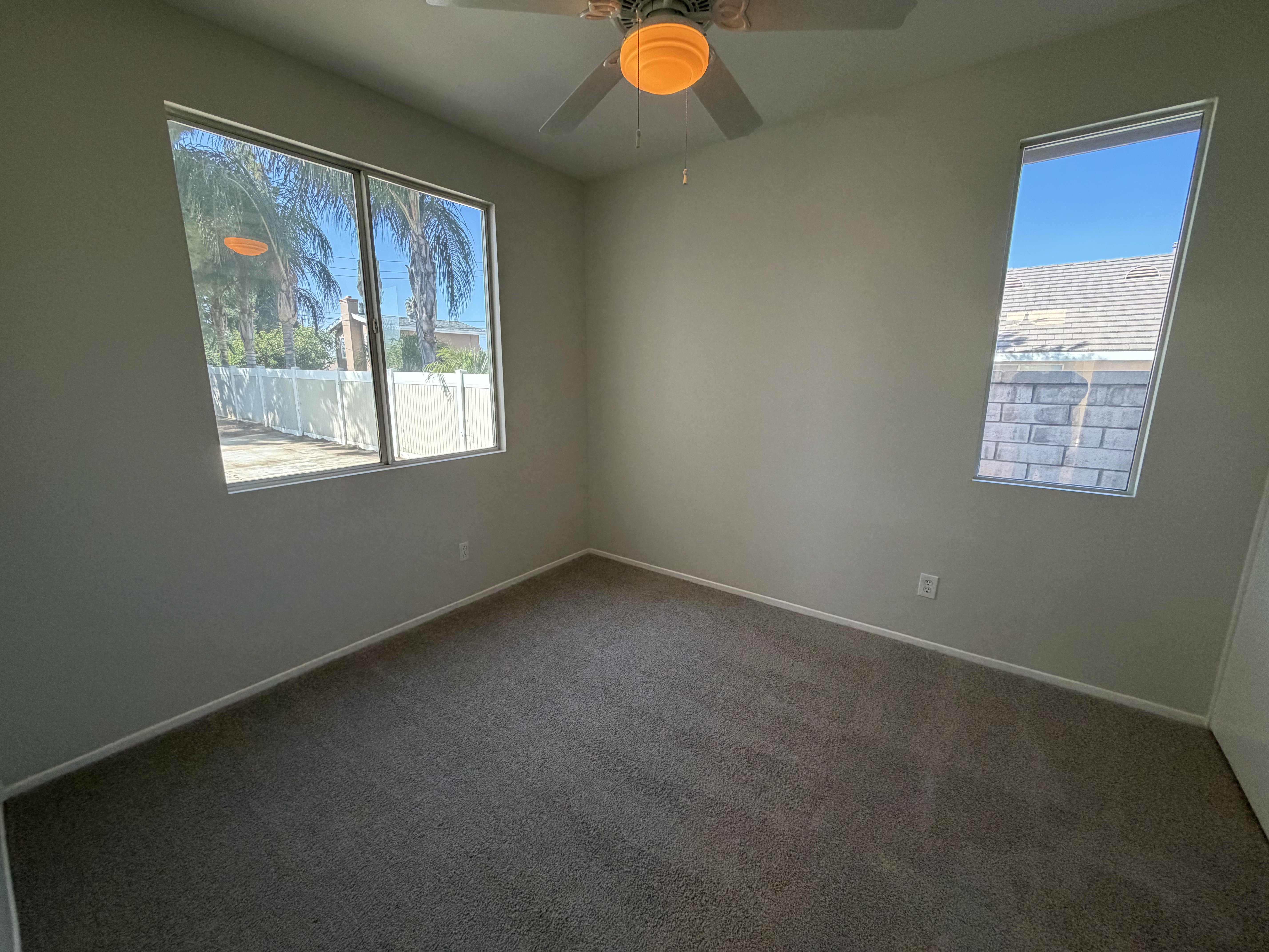 Photo 15 of 26 of 33825 Glenoaks Dr, Yucaipa, CA
