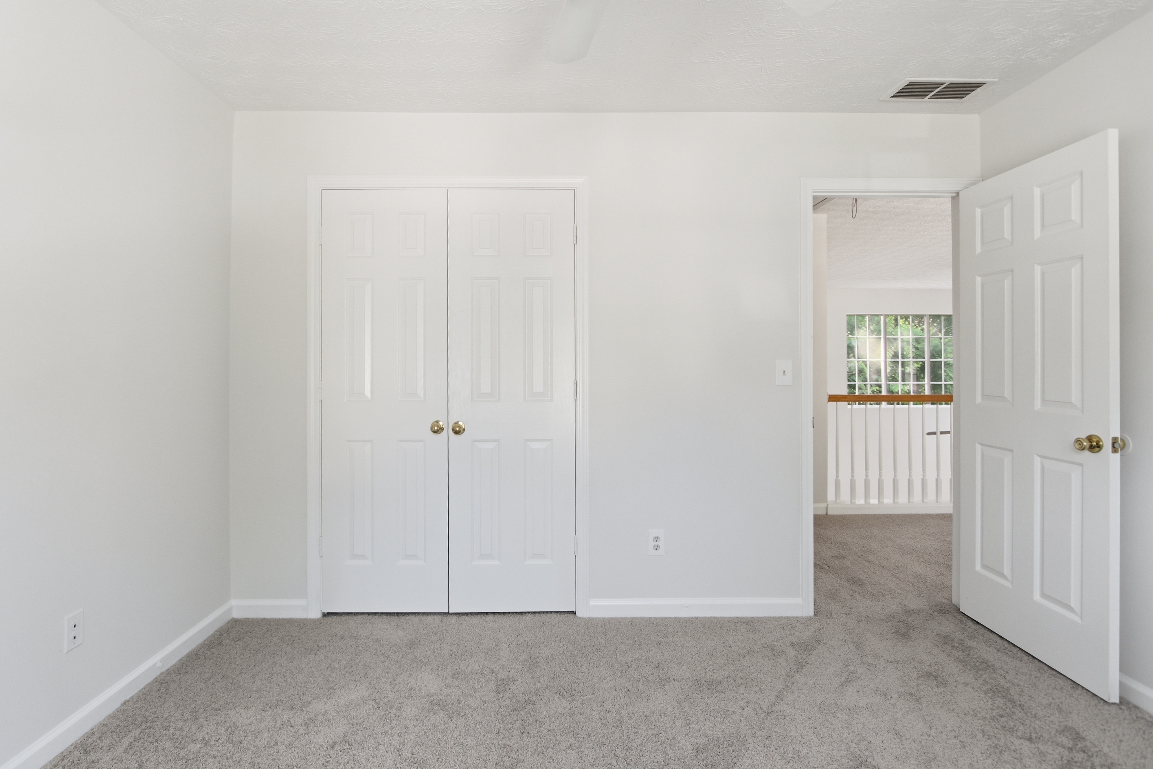 Photo 38 of 55 of 835 Shadow Lake Dr, Lithonia, GA