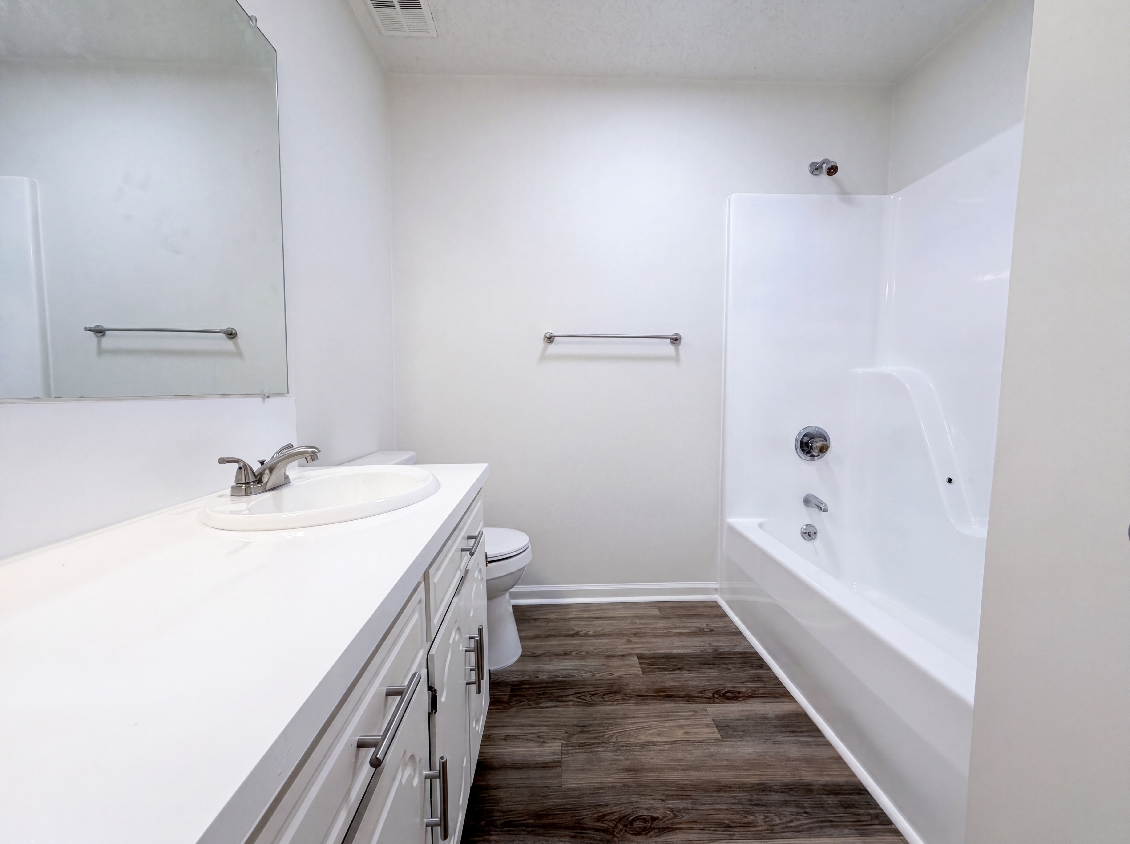 Photo 11 of 18 of 4395 Meadow Ln, Lincolnton, NC