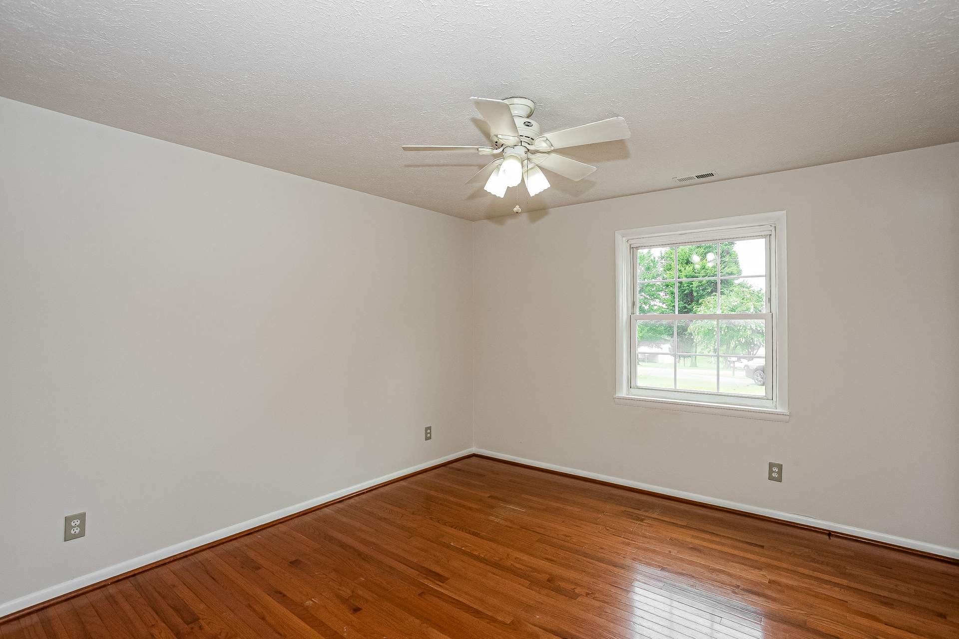 Photo 13 of 21 of 4610 Pruett Dr, Morganton, NC