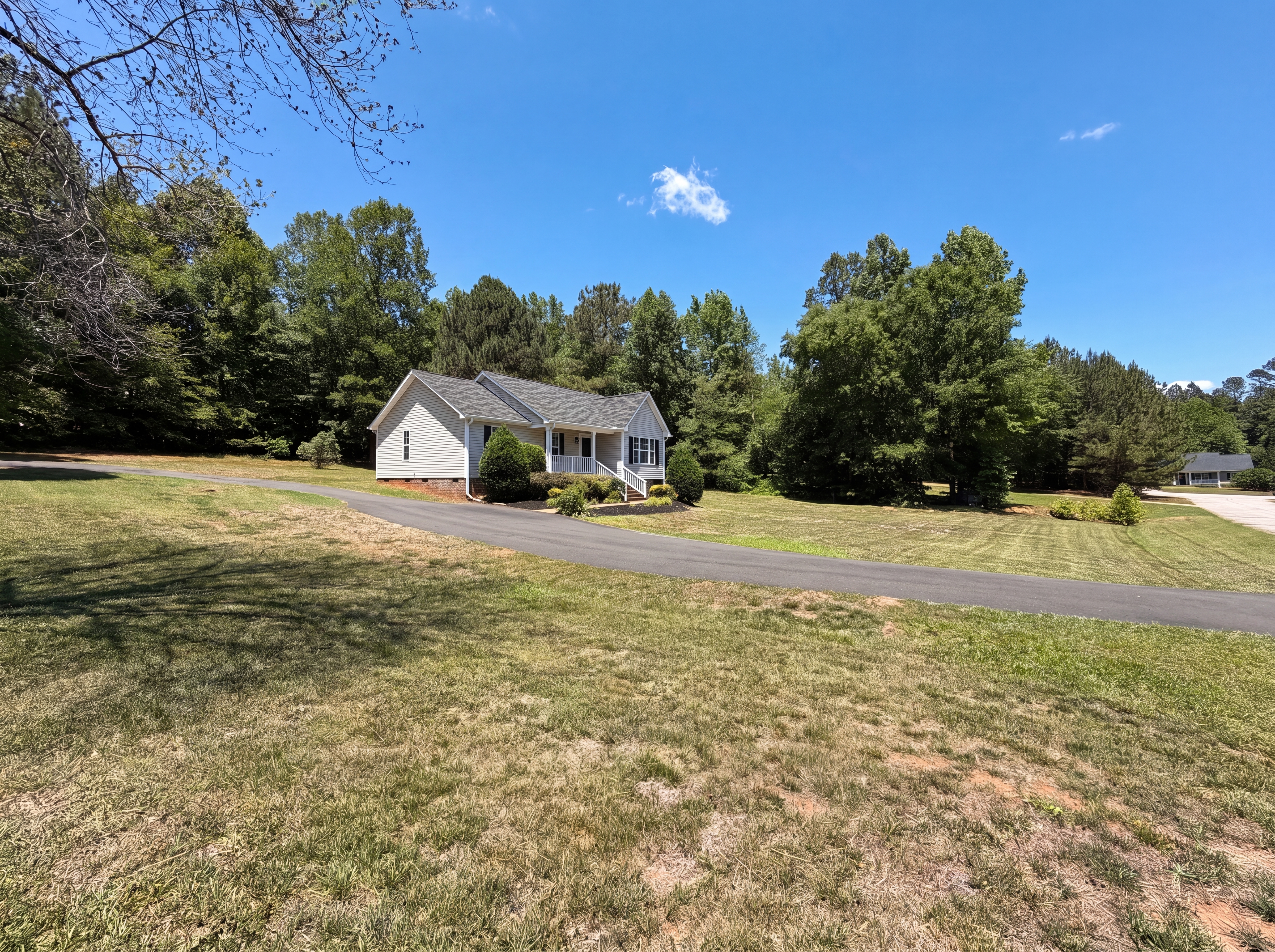 Photo 13 of 14 of 2137 Sterling Creek Ln, Franklinton, NC