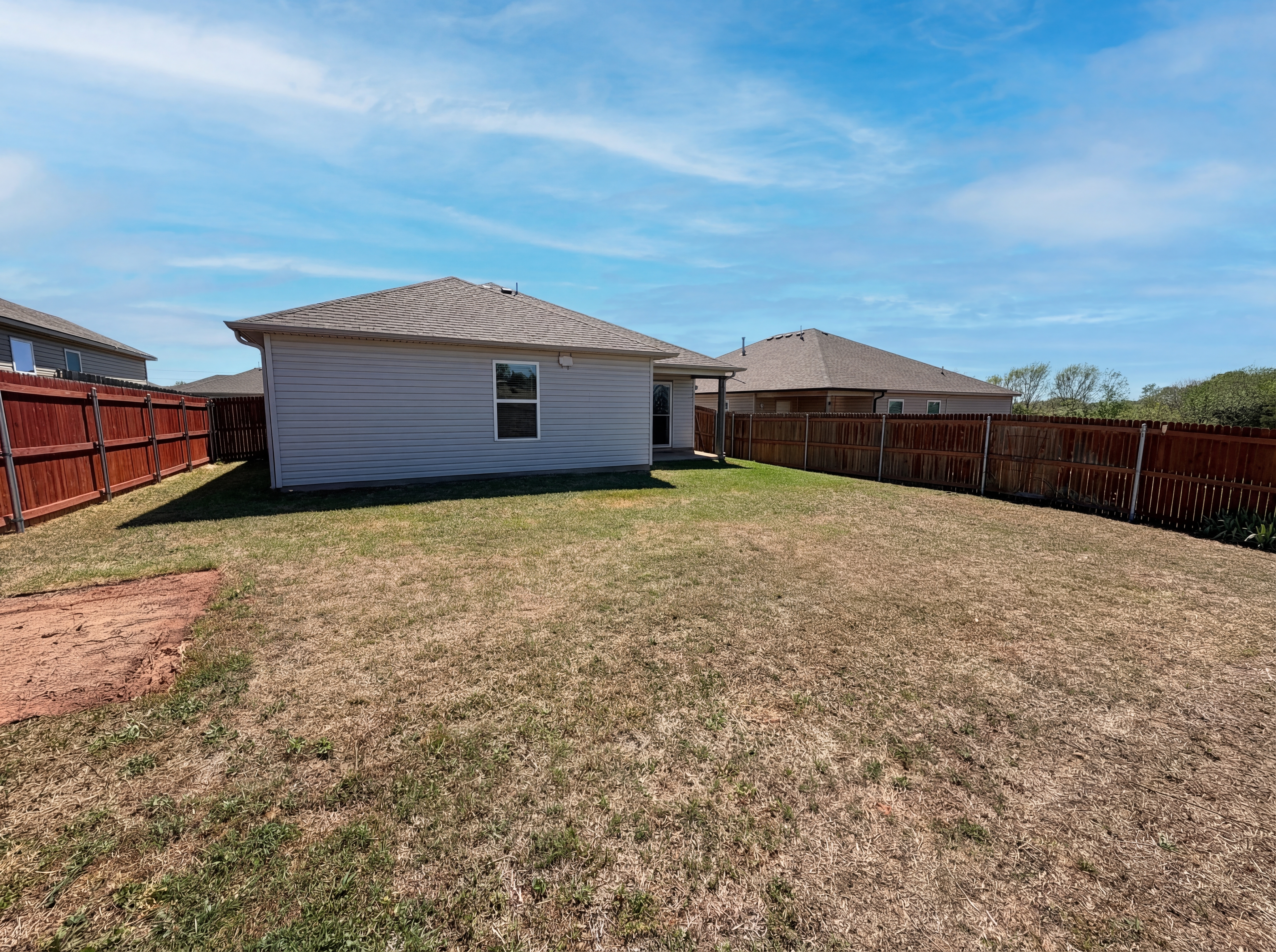 Photo 24 of 25 of 2308 Dillards Dr, Chickasha, OK