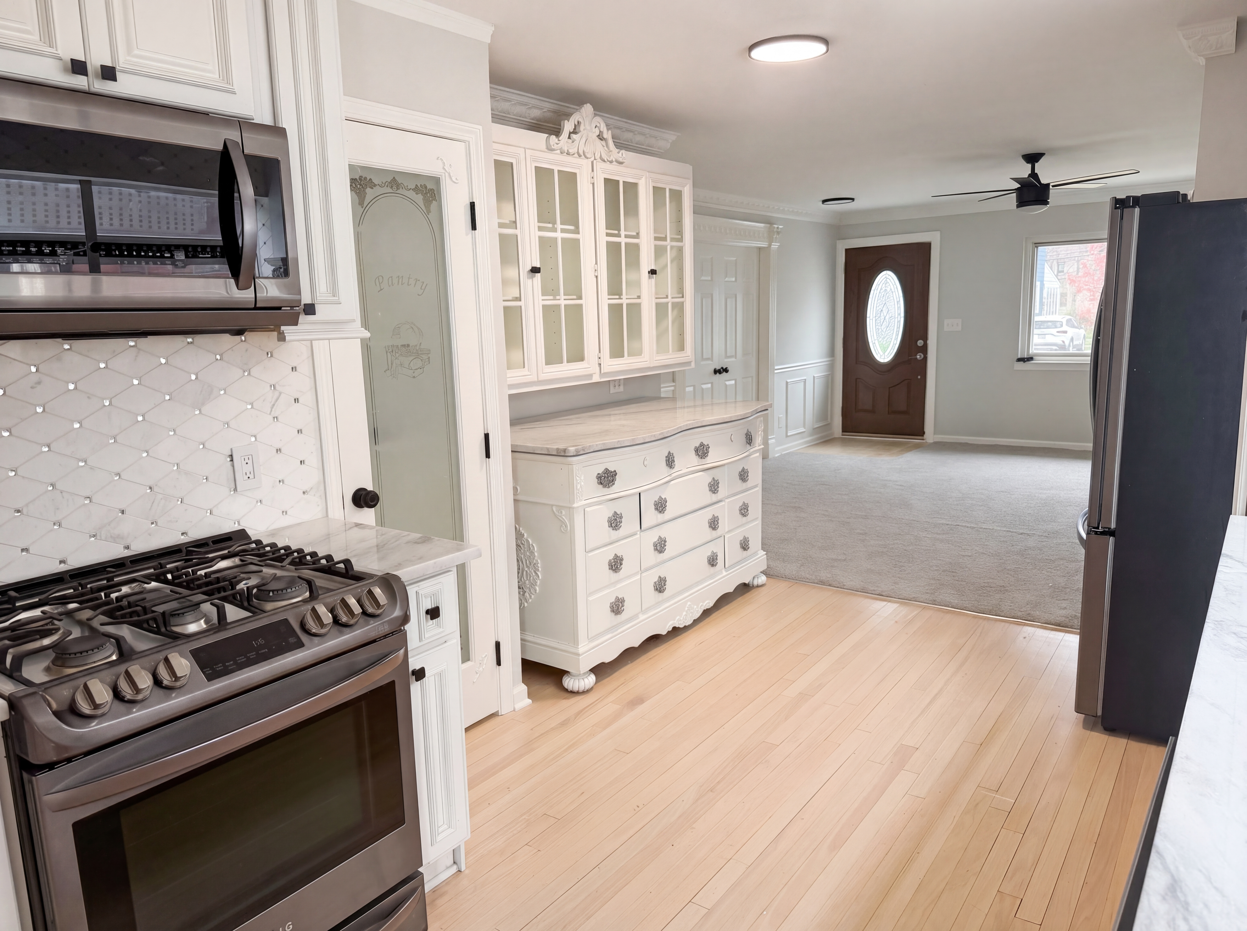 Photo 10 of 28 of 916 Longfellow Ave, Royal Oak, MI