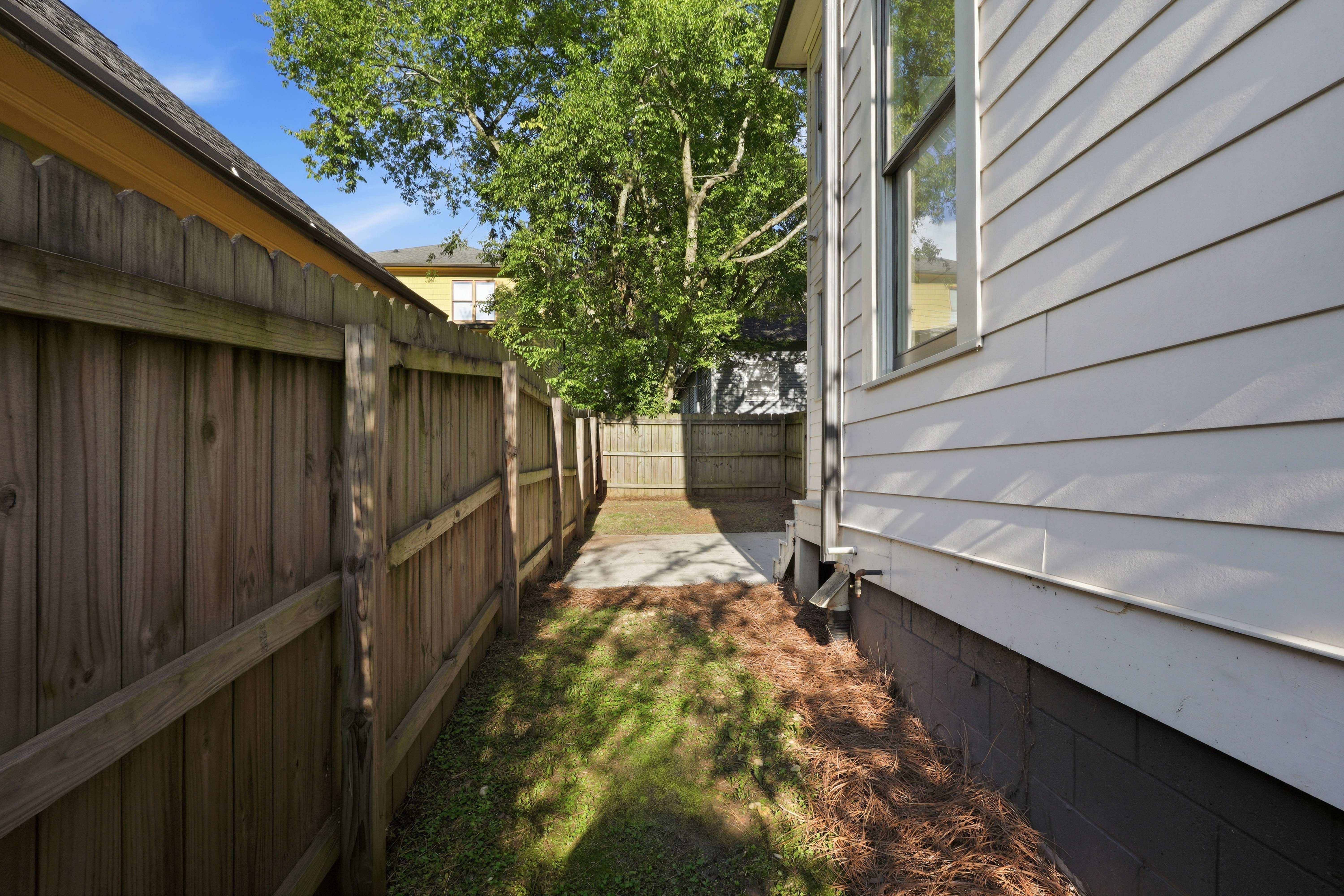 Photo 31 of 33 of 330 Nolan St SE, Atlanta, GA