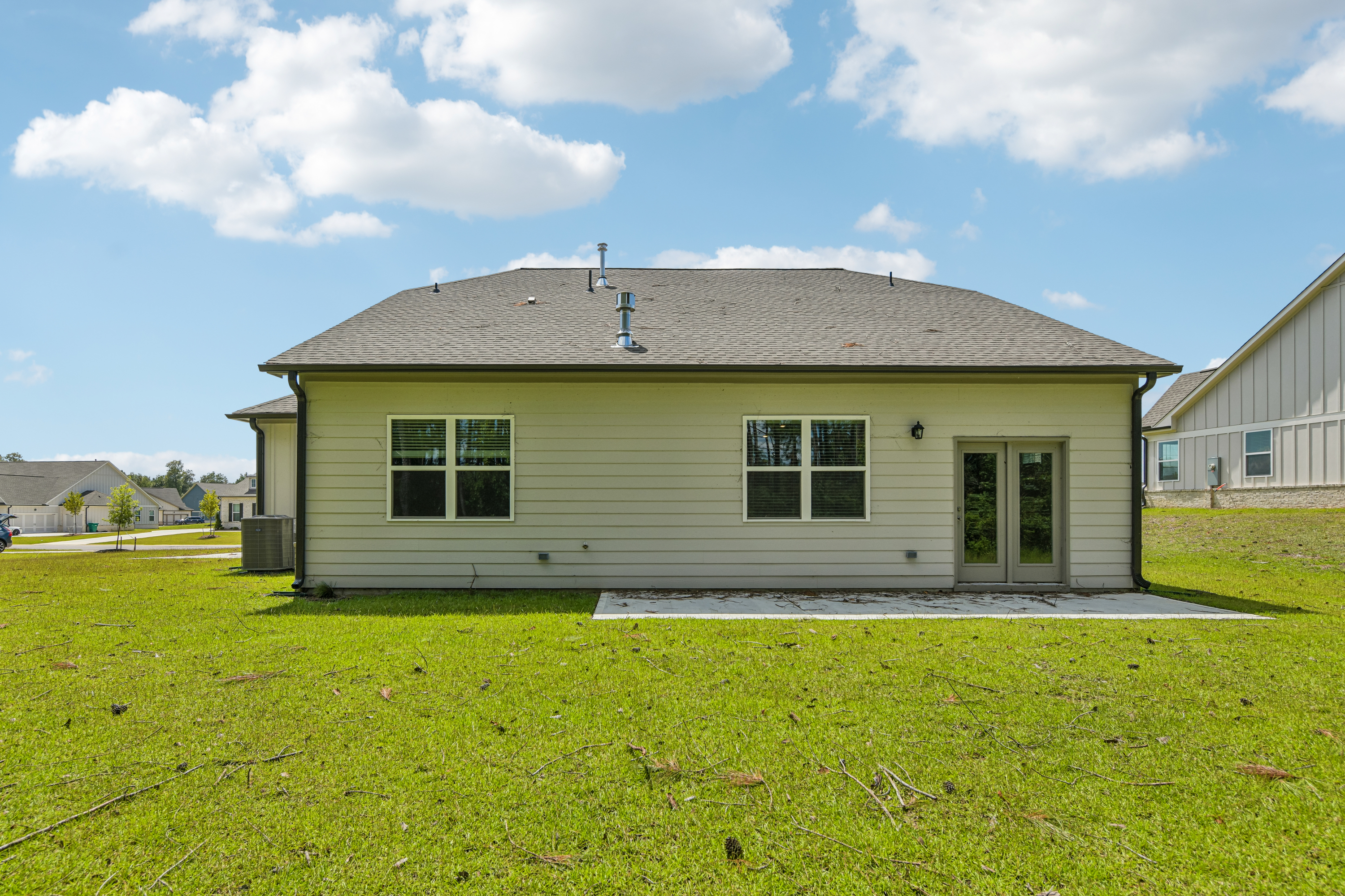 Photo 7 of 35 of 228 Flat Shoal Dr, Bonaire, GA