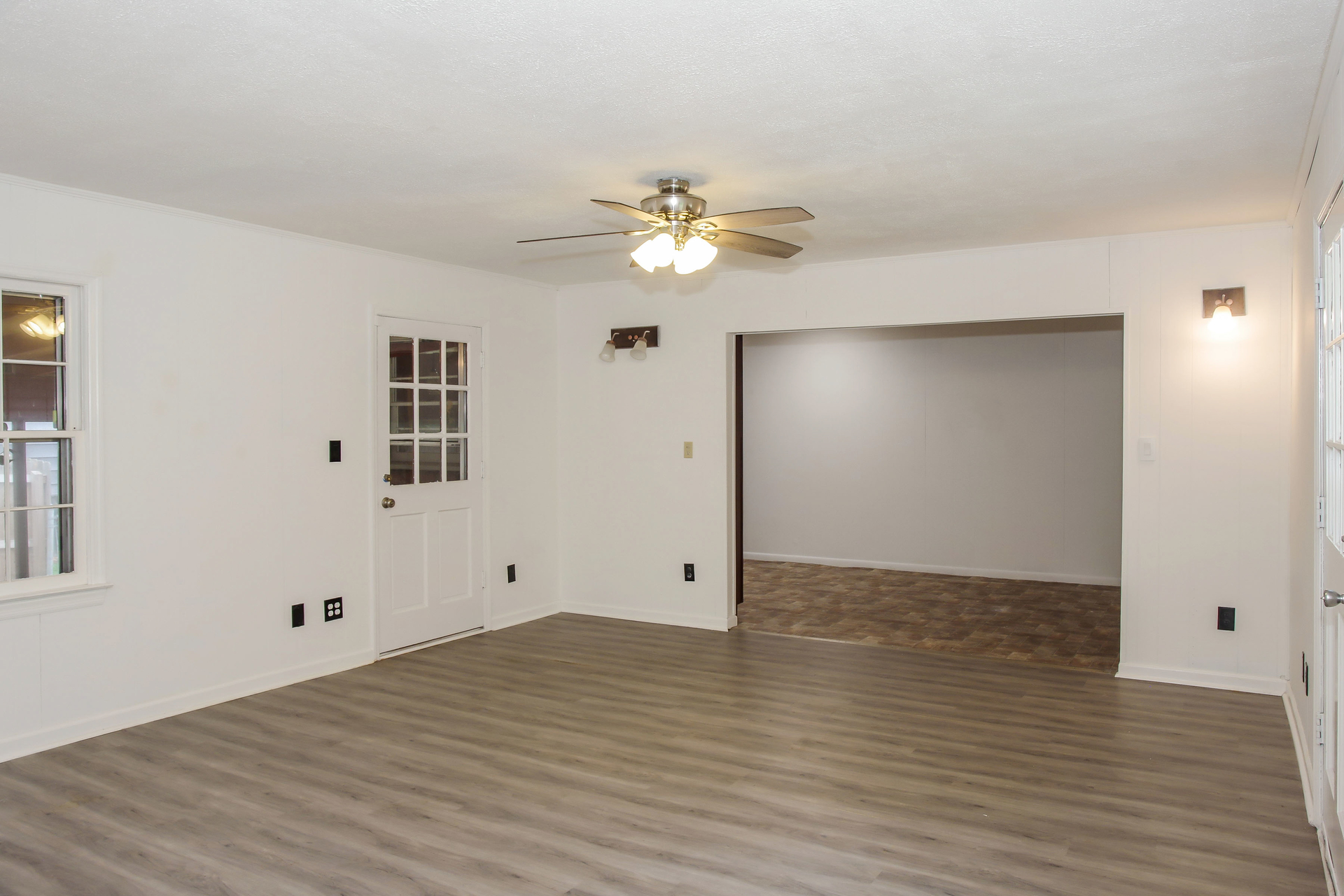 Photo 7 of 22 of 2609 Rockwell Rd NW, Huntsville, AL