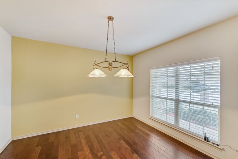 Photo 15 of 28 - 8212 Misty Water Dr, Fort Worth, TX 76131