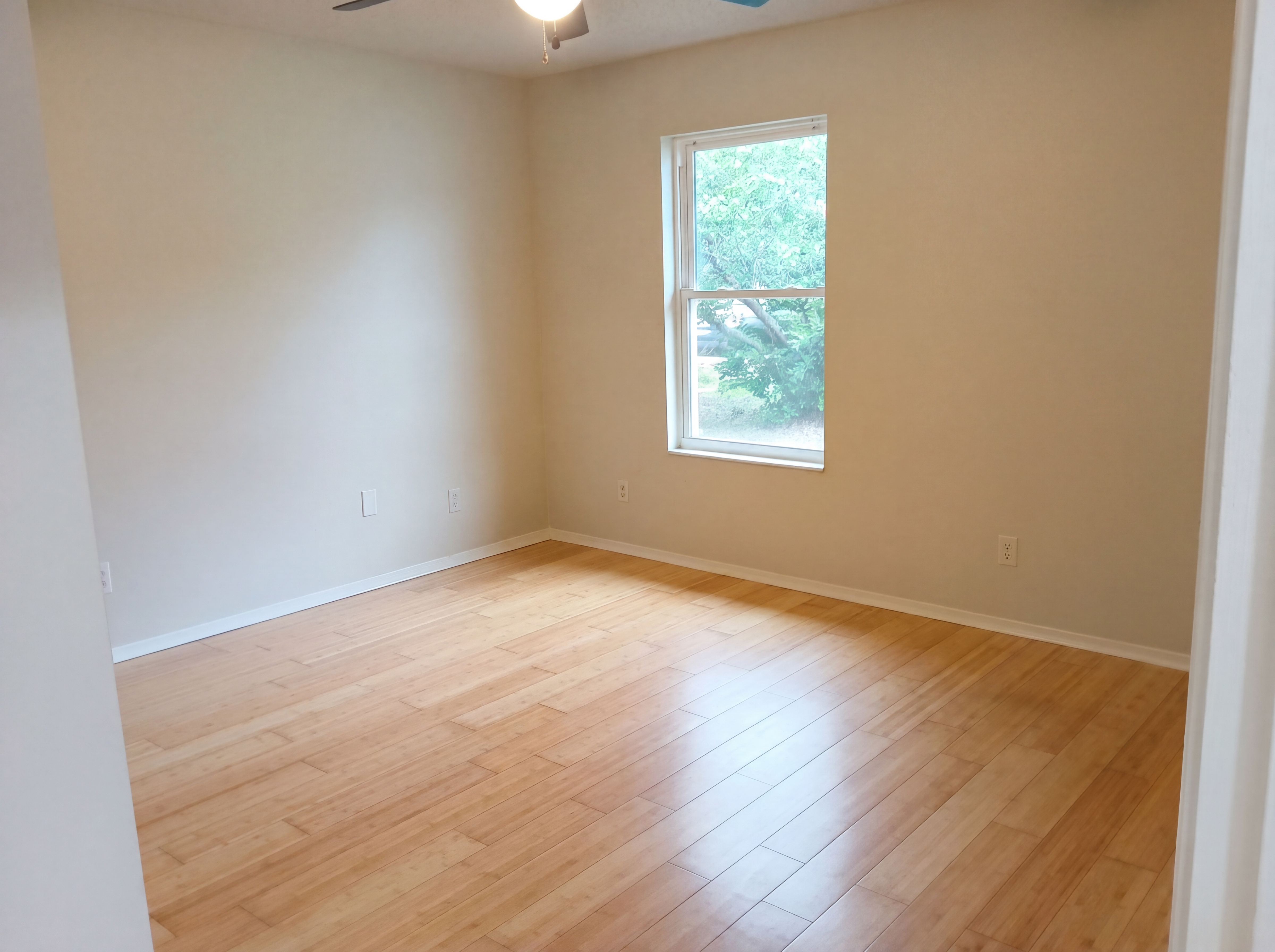 Photo 12 of 22 of 7746 Grundy St, Pensacola, FL