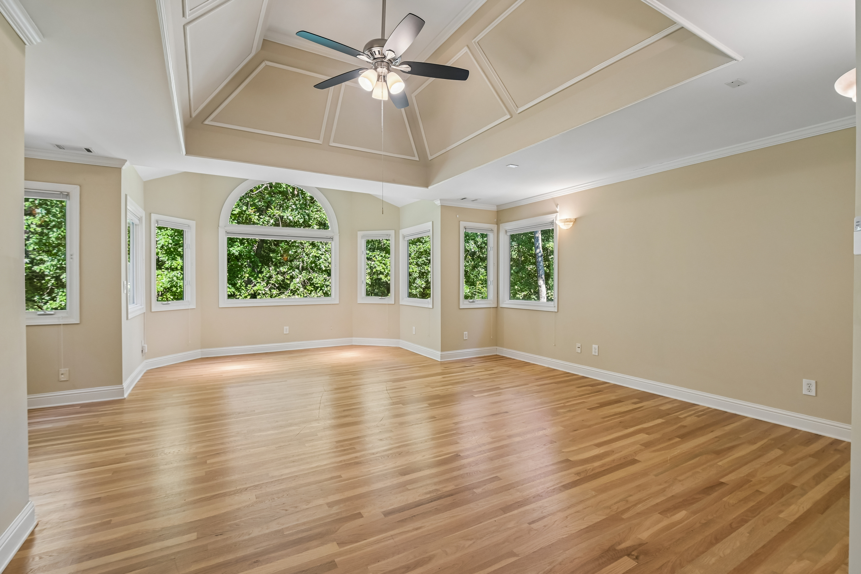 Photo 19 of 73 of 720 Barberry Dr, Alpharetta, GA