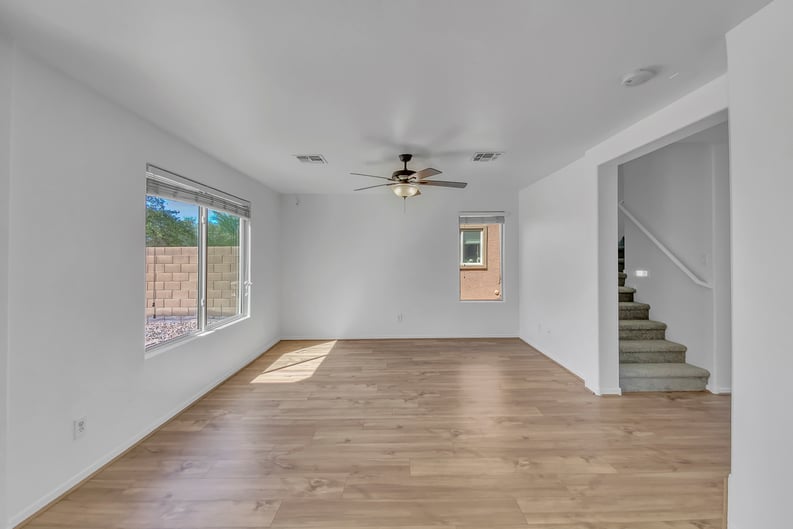 Property photo 3 of 2514 N Palo Verde Dr