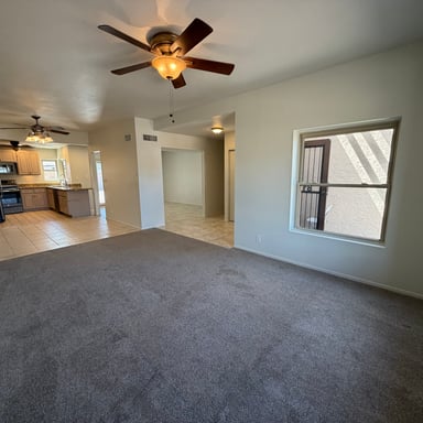 Property photo 3 of 817 W Isabella Ave
