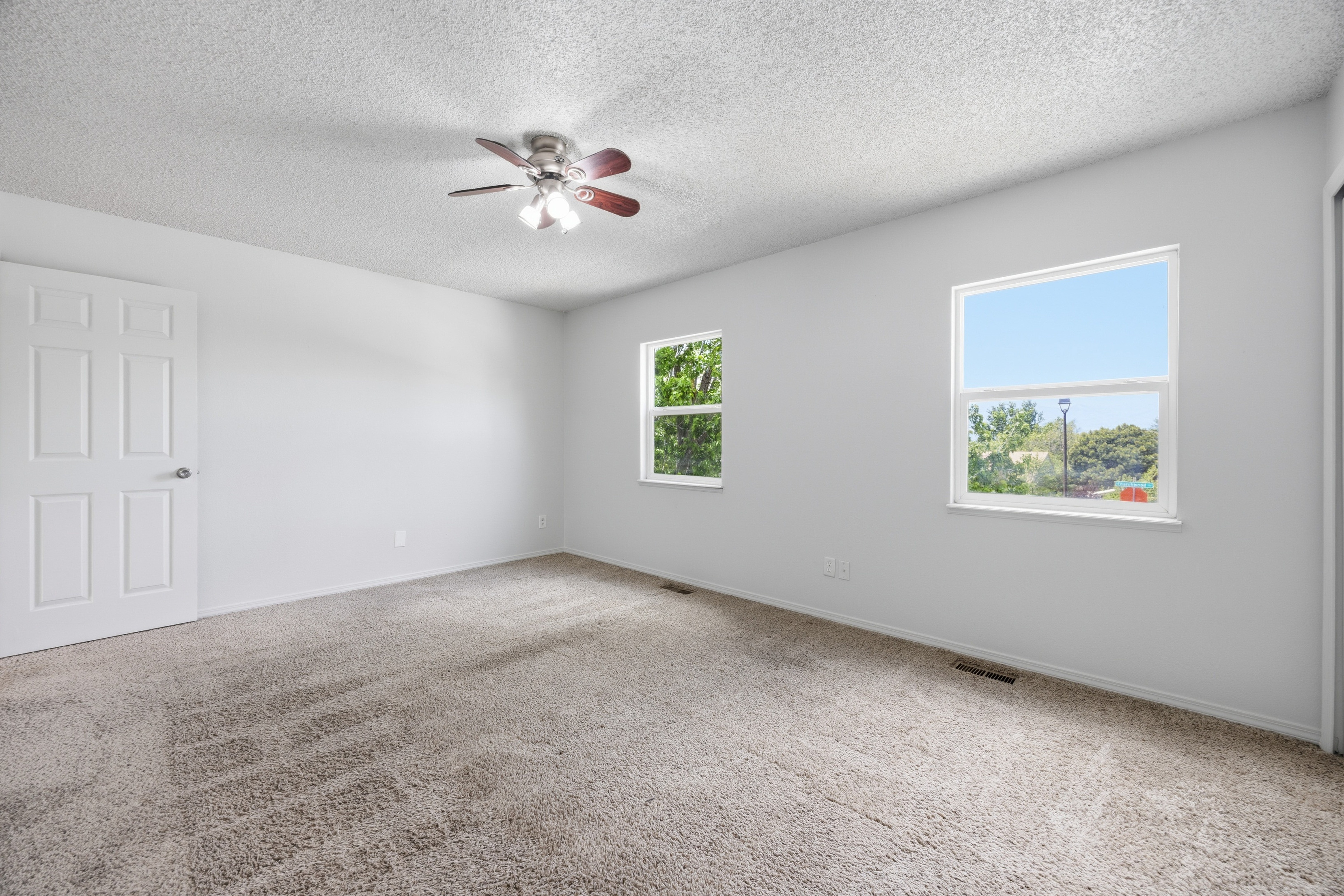 Photo 18 of 38 of 7440 Churchwood Cir, Colorado Springs, CO