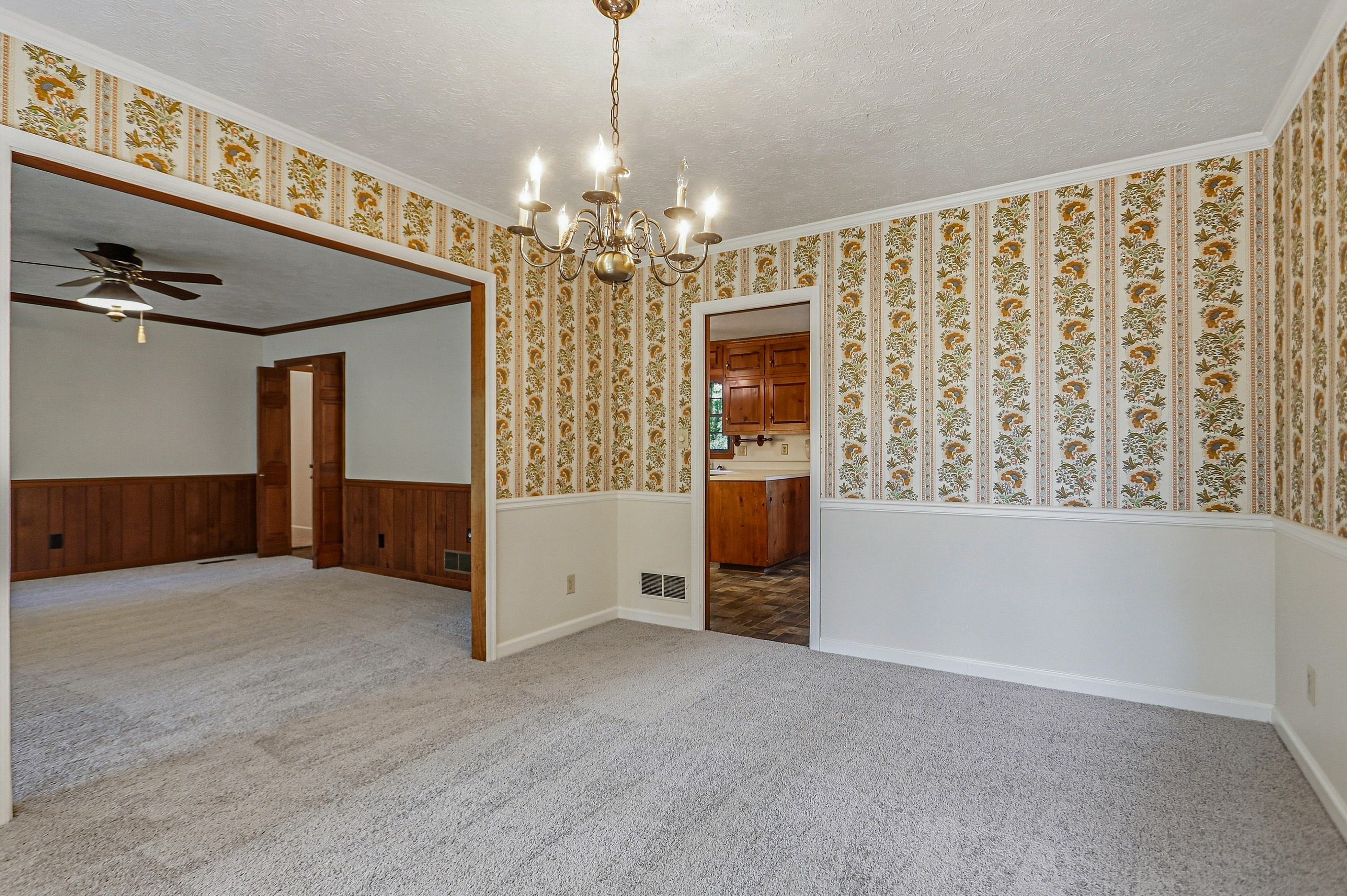 Photo 9 of 30 of 585 Buckeye Cir SE, Conyers, GA