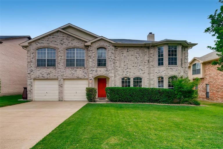 909 Clover Hill Ln, Cedar Hill, TX 75104 Opendoor