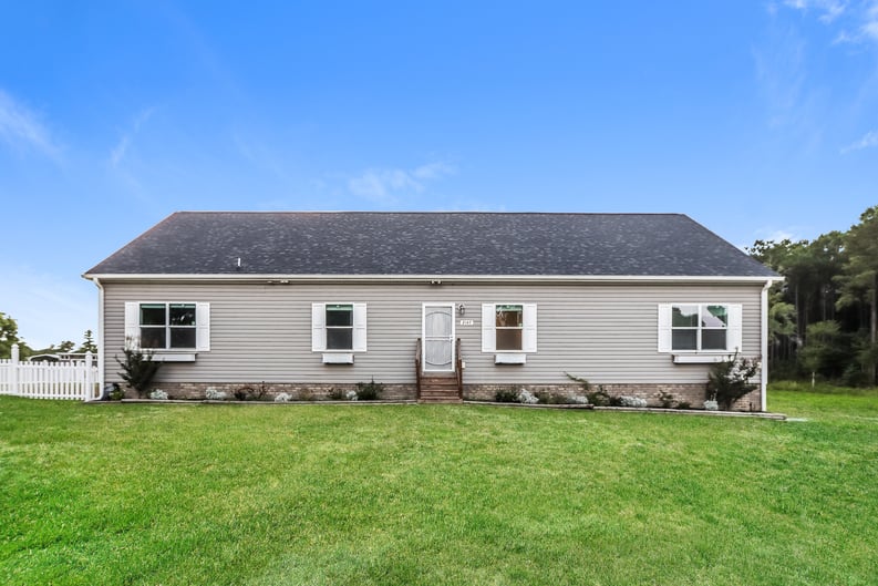 Property photo 1 of 2147 Rosemary Ln SW